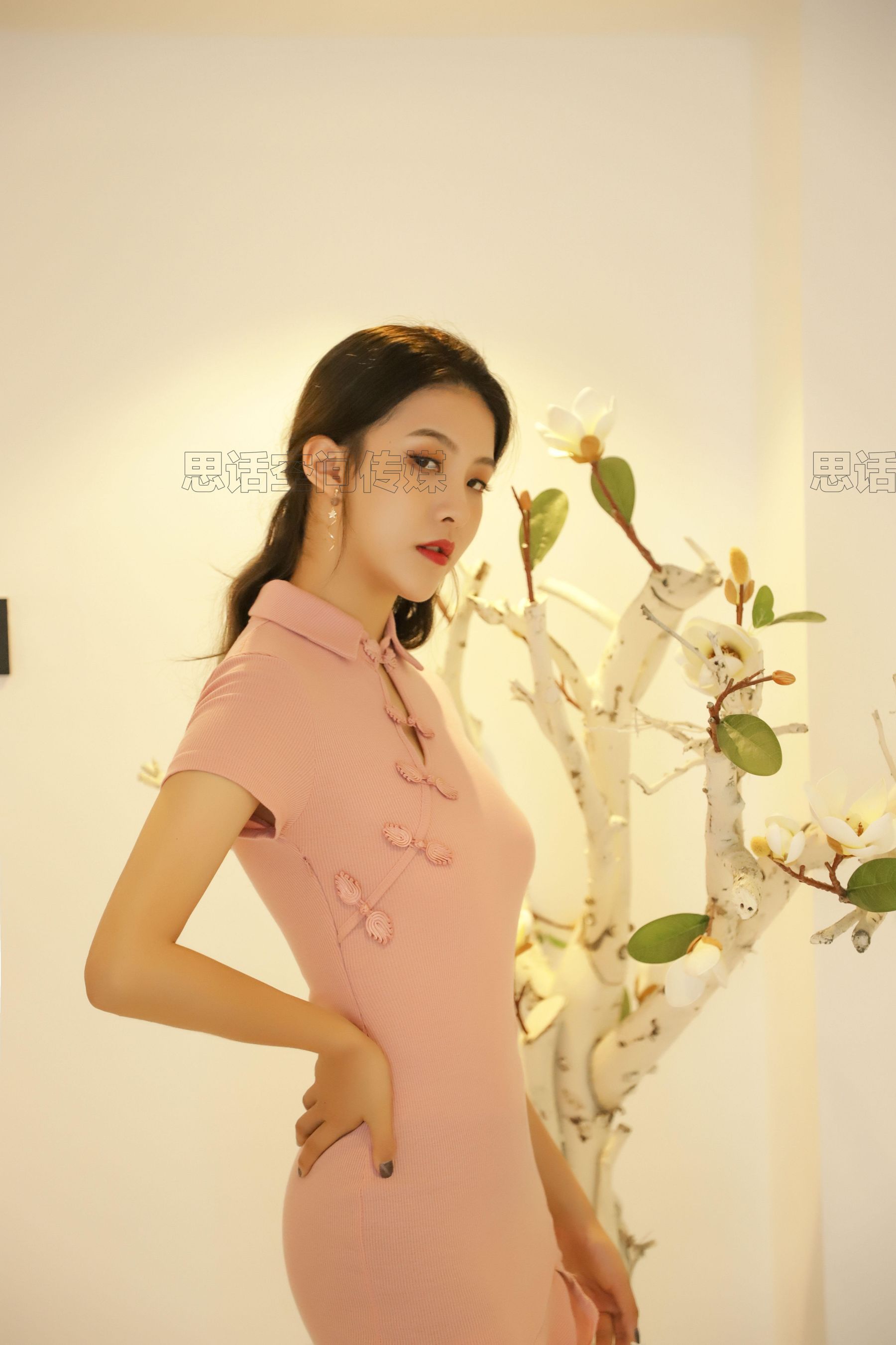 SJ010 聂小倩 小倩粉嫩翘臀-图5