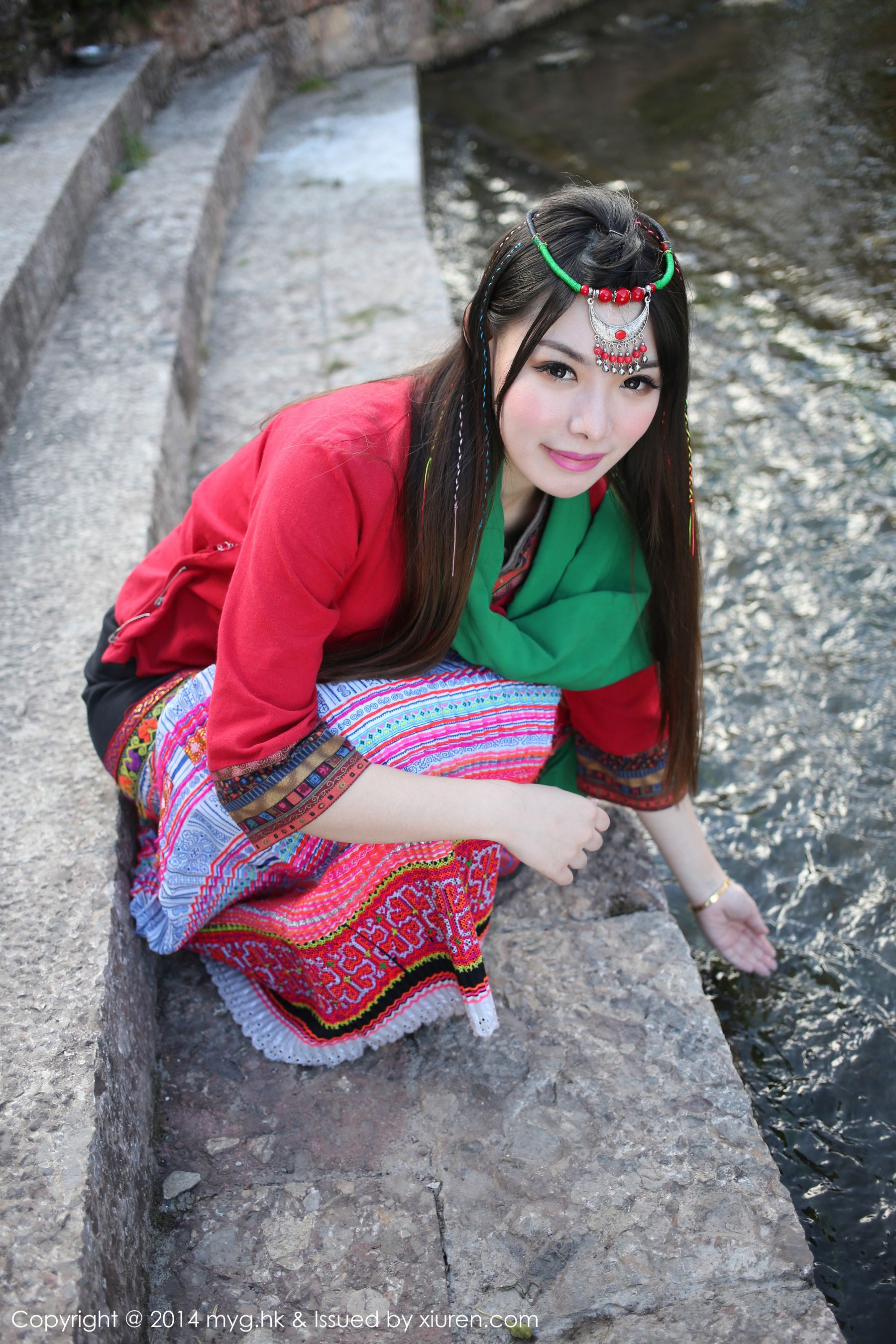 MARA醬《民族风+女警COS+私房》  Vol.071-图6