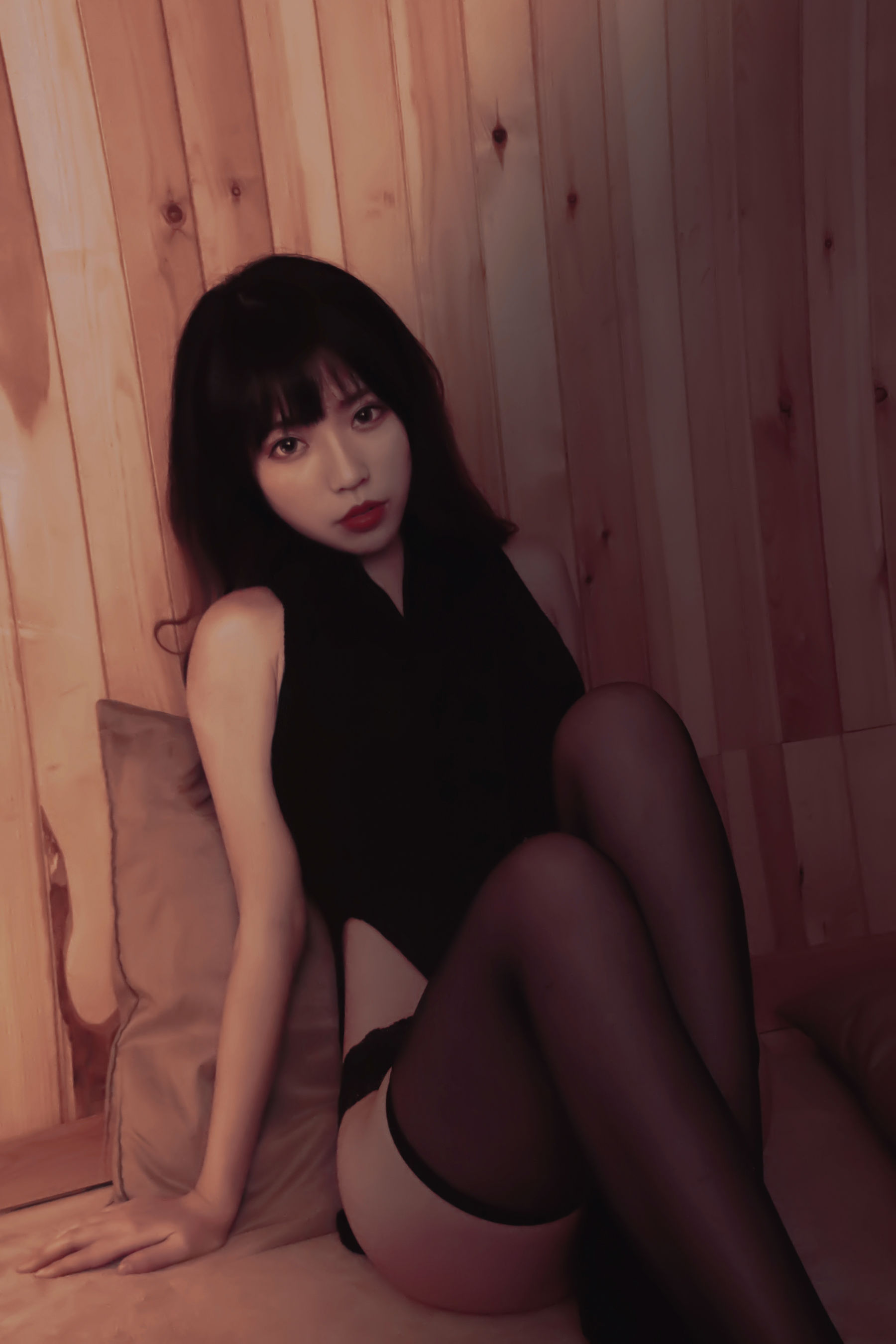 萌妹白易子教主 - 高叉毛衣-图6