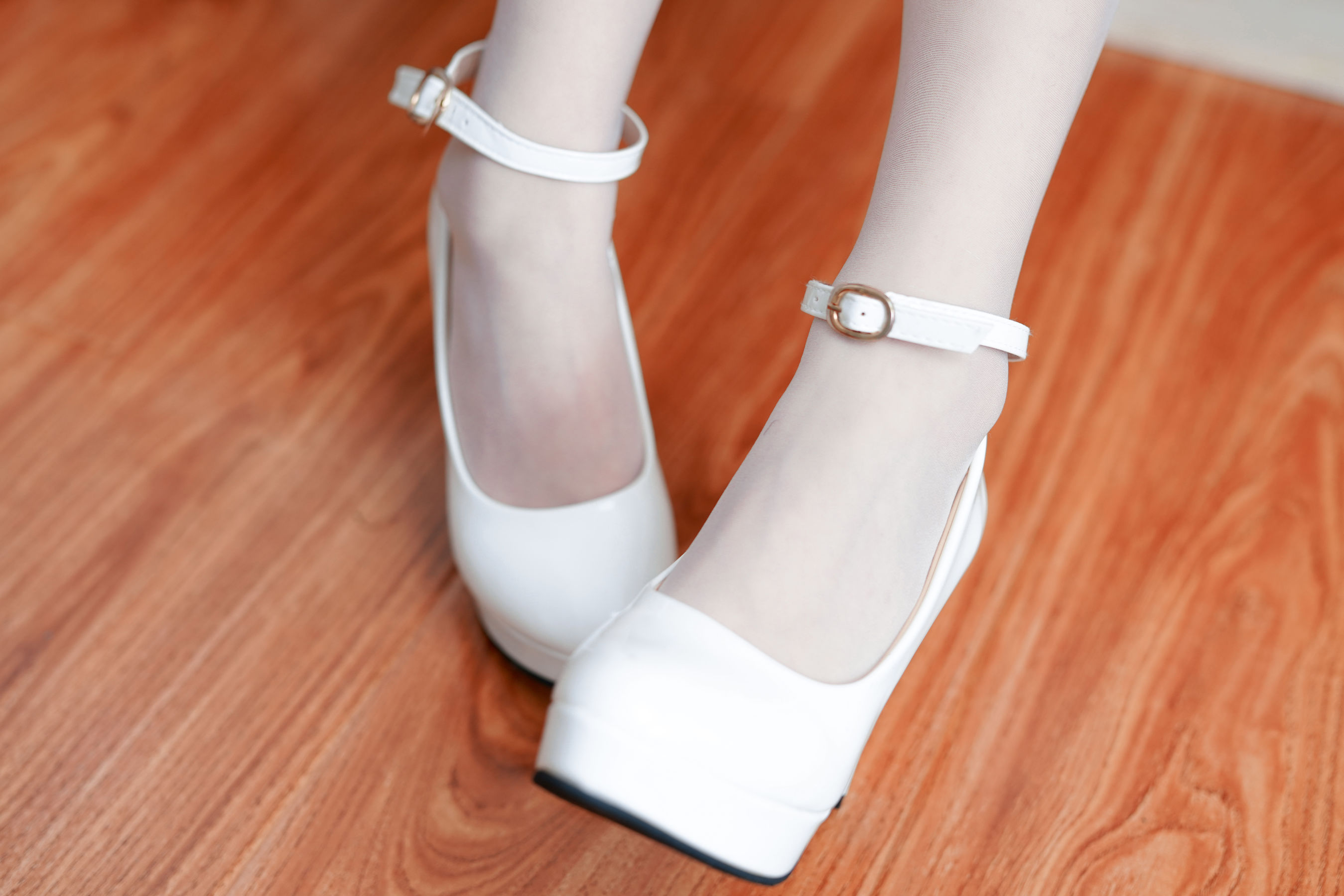 Cosplay日奈娇 - 纯白护士-图69