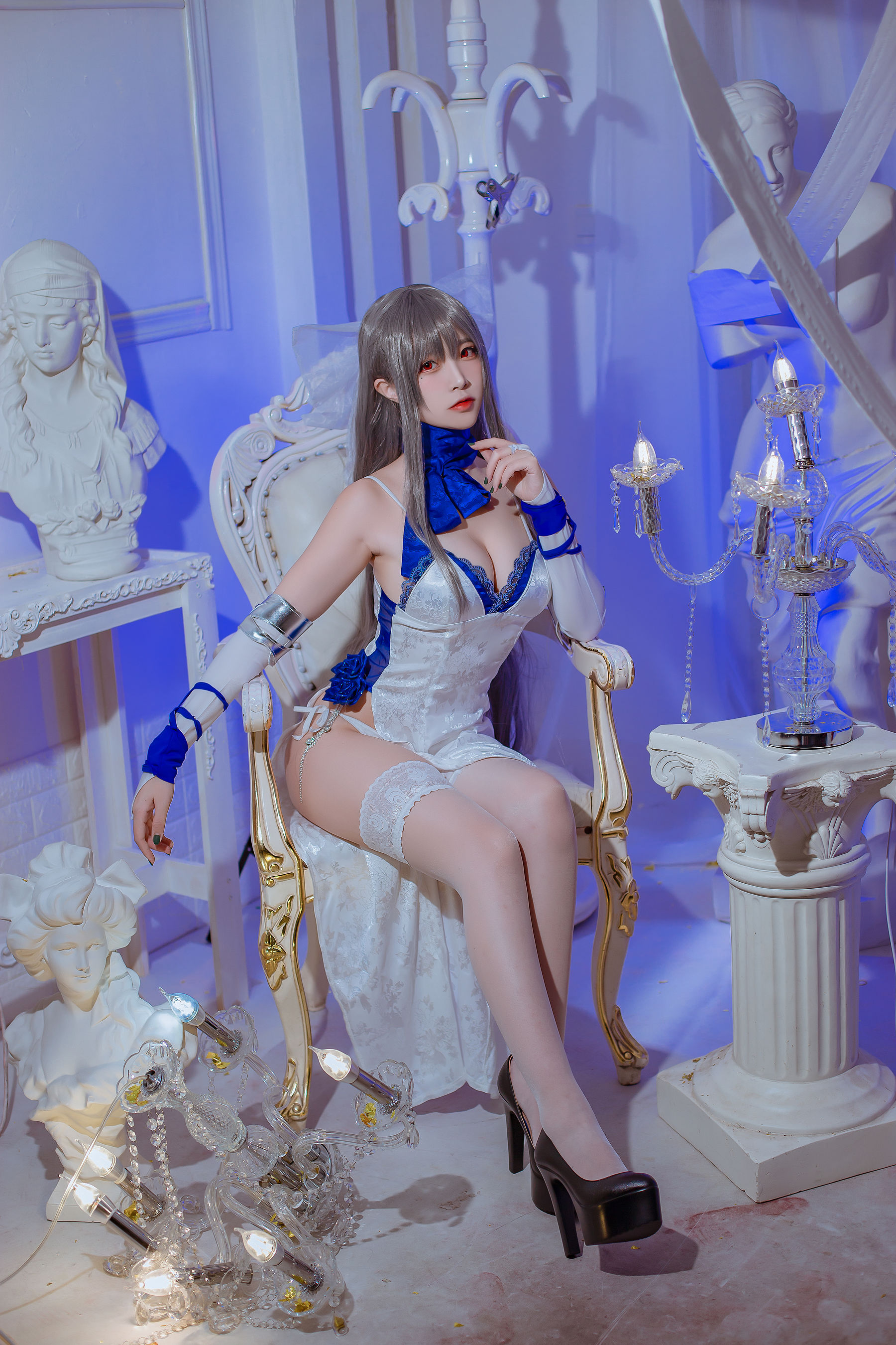 人气Coser二佐Nisa - 碧蓝航线 路易九世礼服-图1