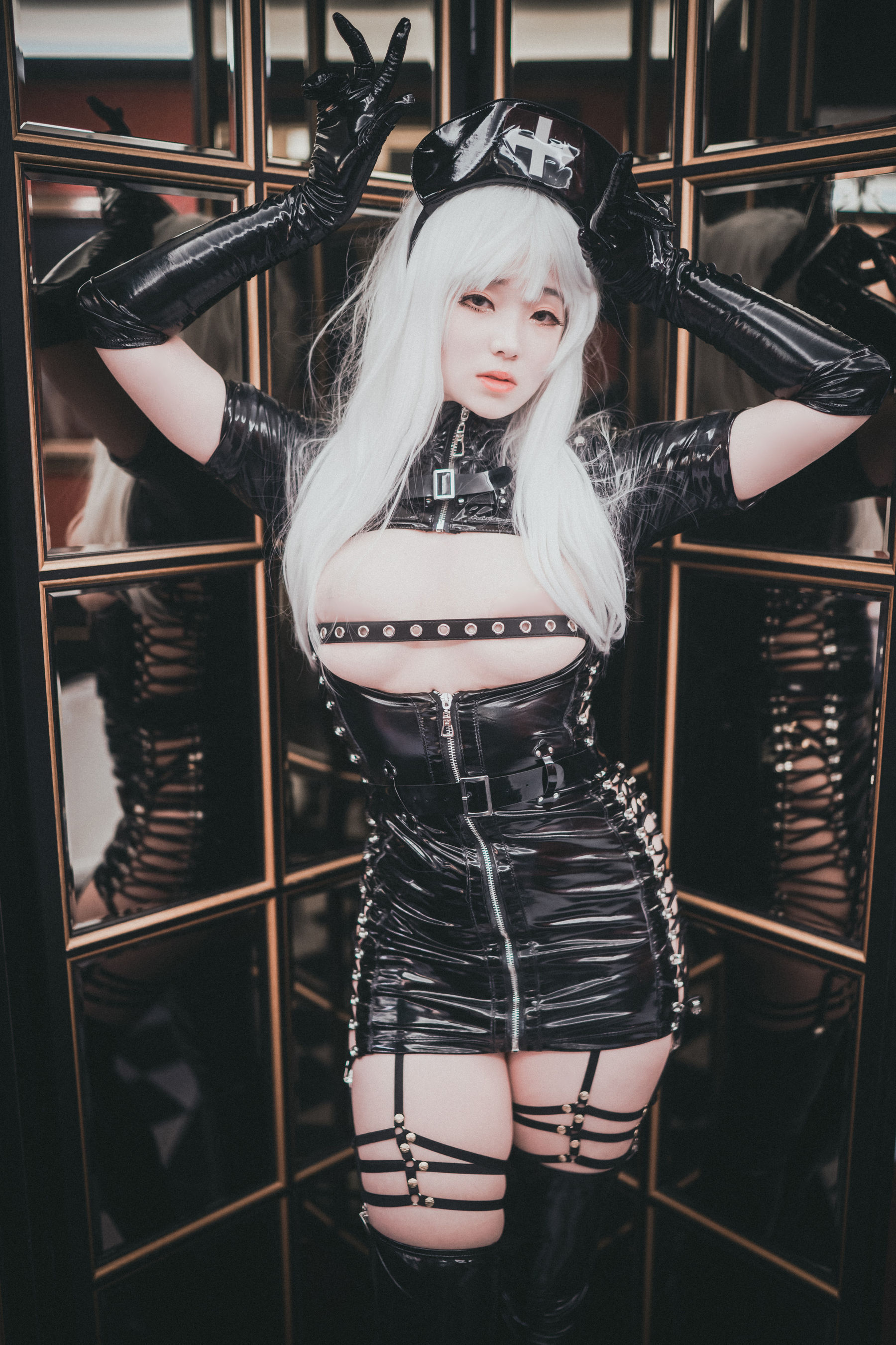 BamBi写真 - Poisonous Nurse-图1