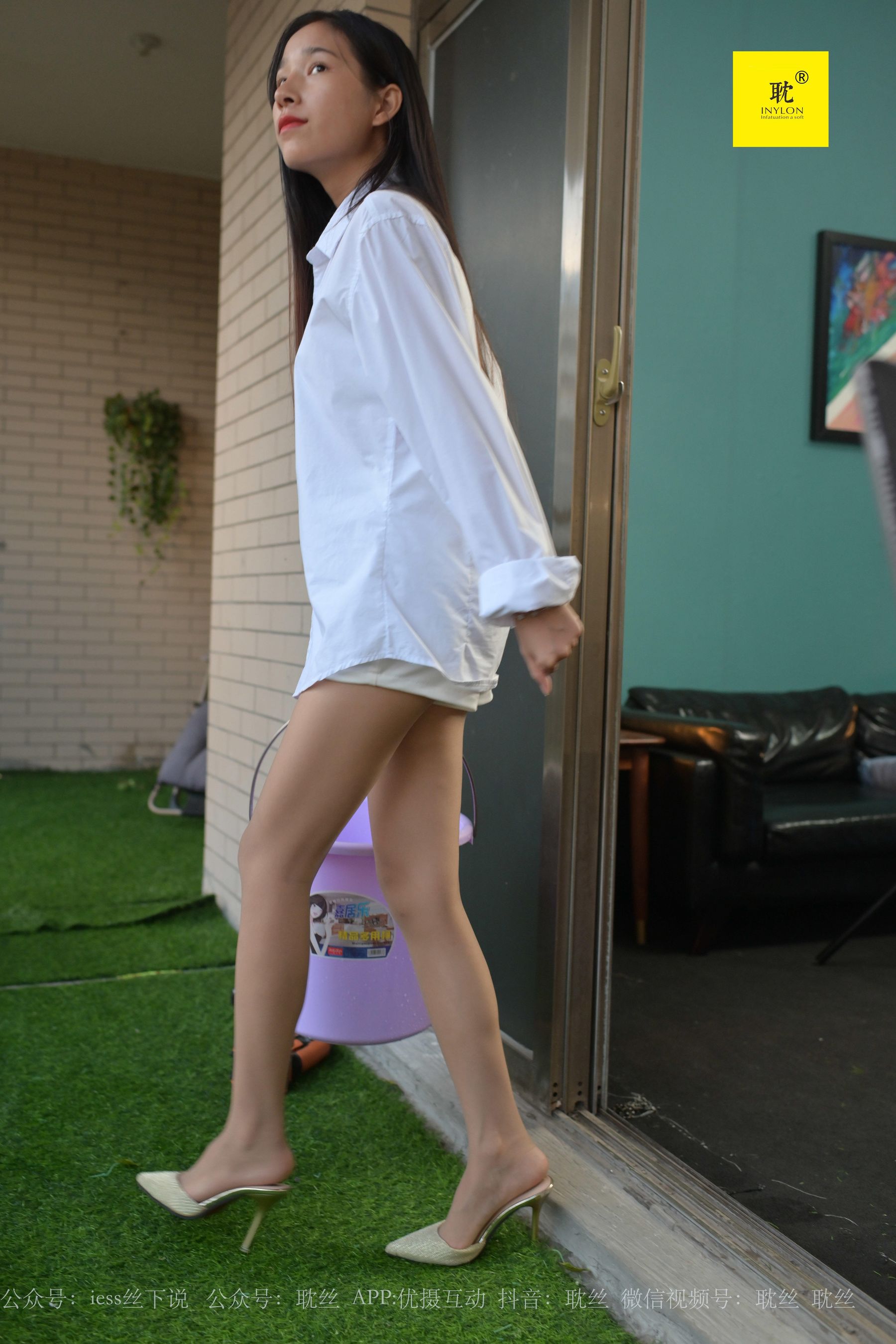 邻居家借水4 衬衫+肤色丝袜+湿水-图40