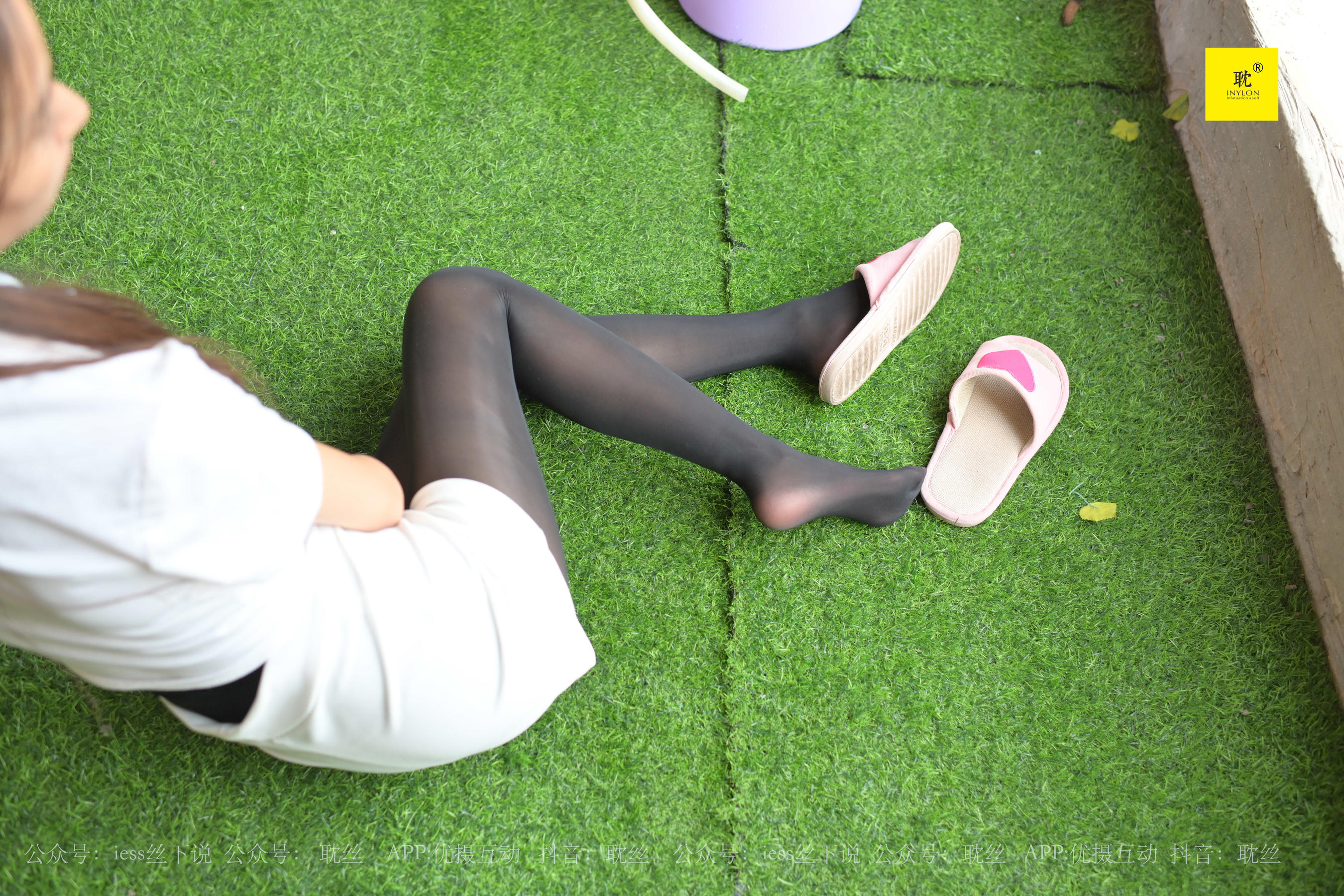 邻居家借水5 T恤+黑色亮丝+不湿水-图74