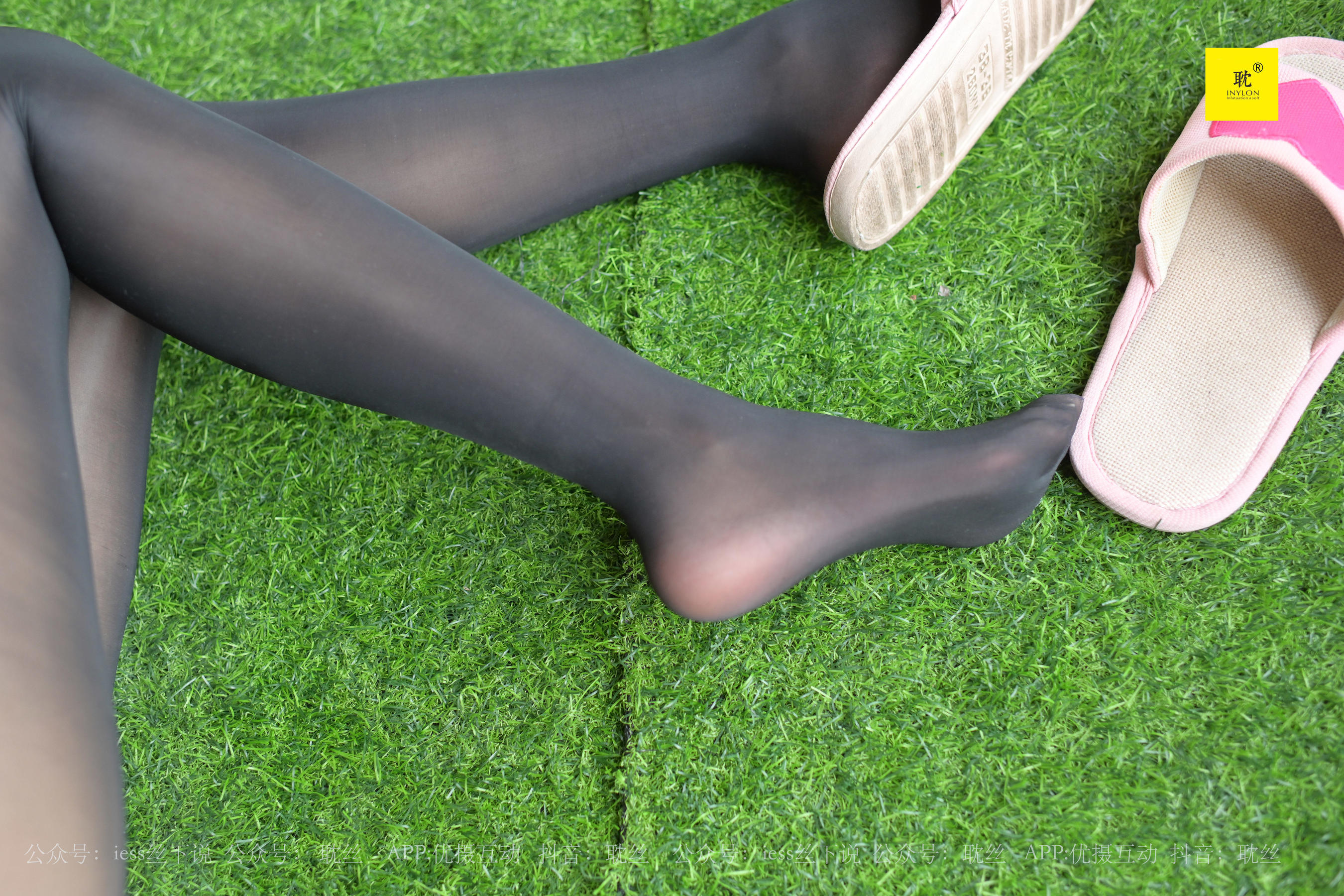 邻居家借水5 T恤+黑色亮丝+不湿水-图75