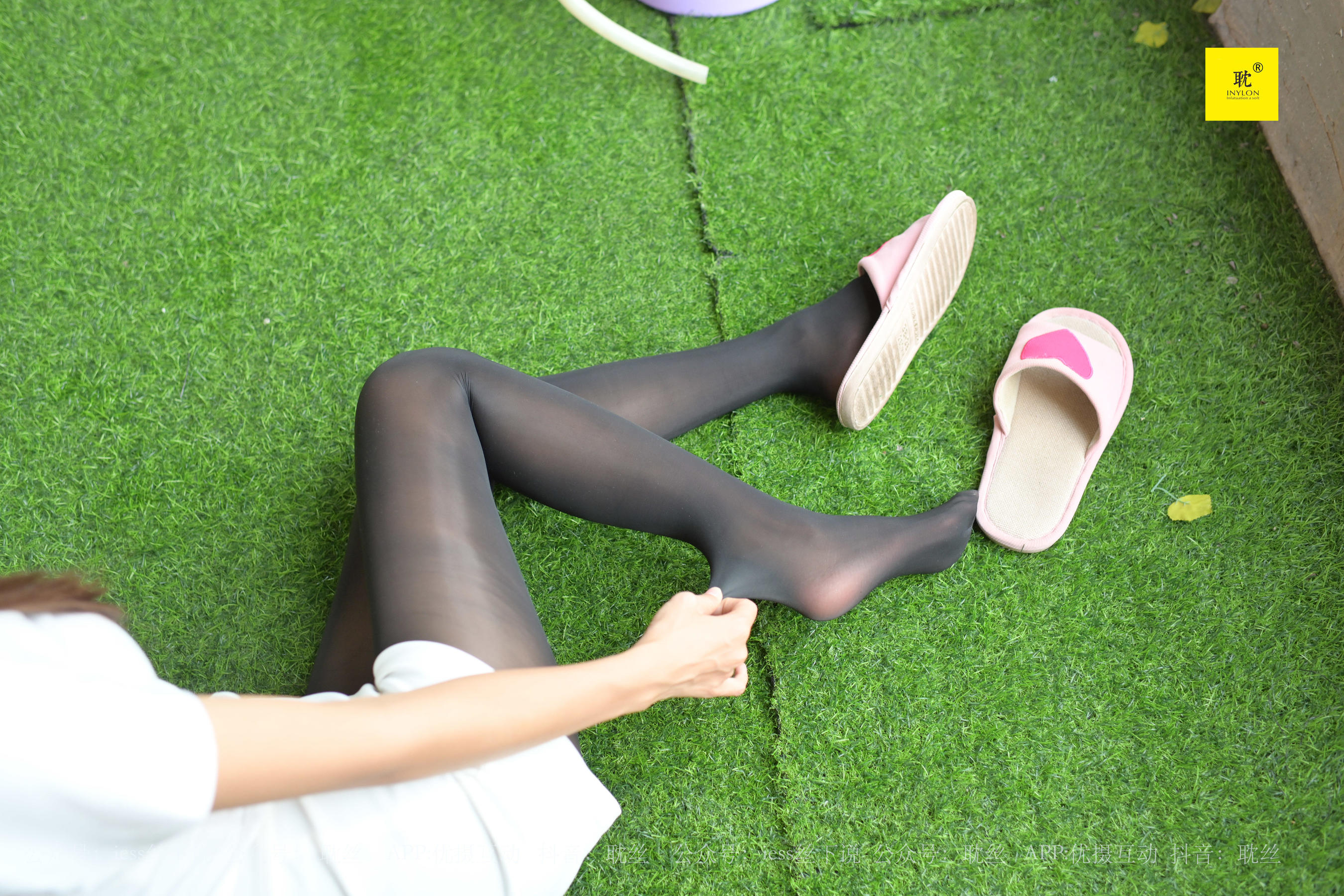 邻居家借水5 T恤+黑色亮丝+不湿水-图80