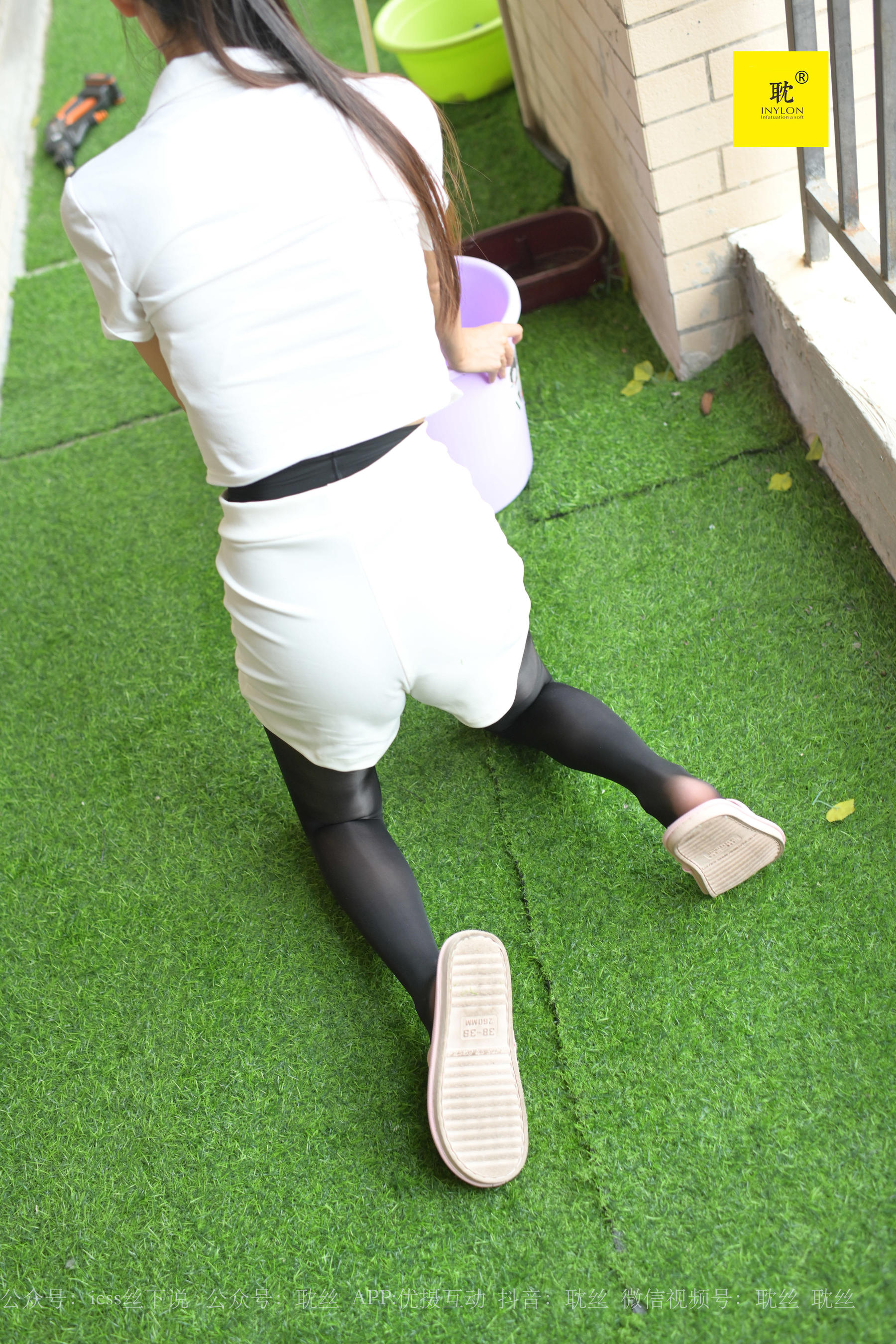 邻居家借水5 T恤+黑色亮丝+不湿水-图82