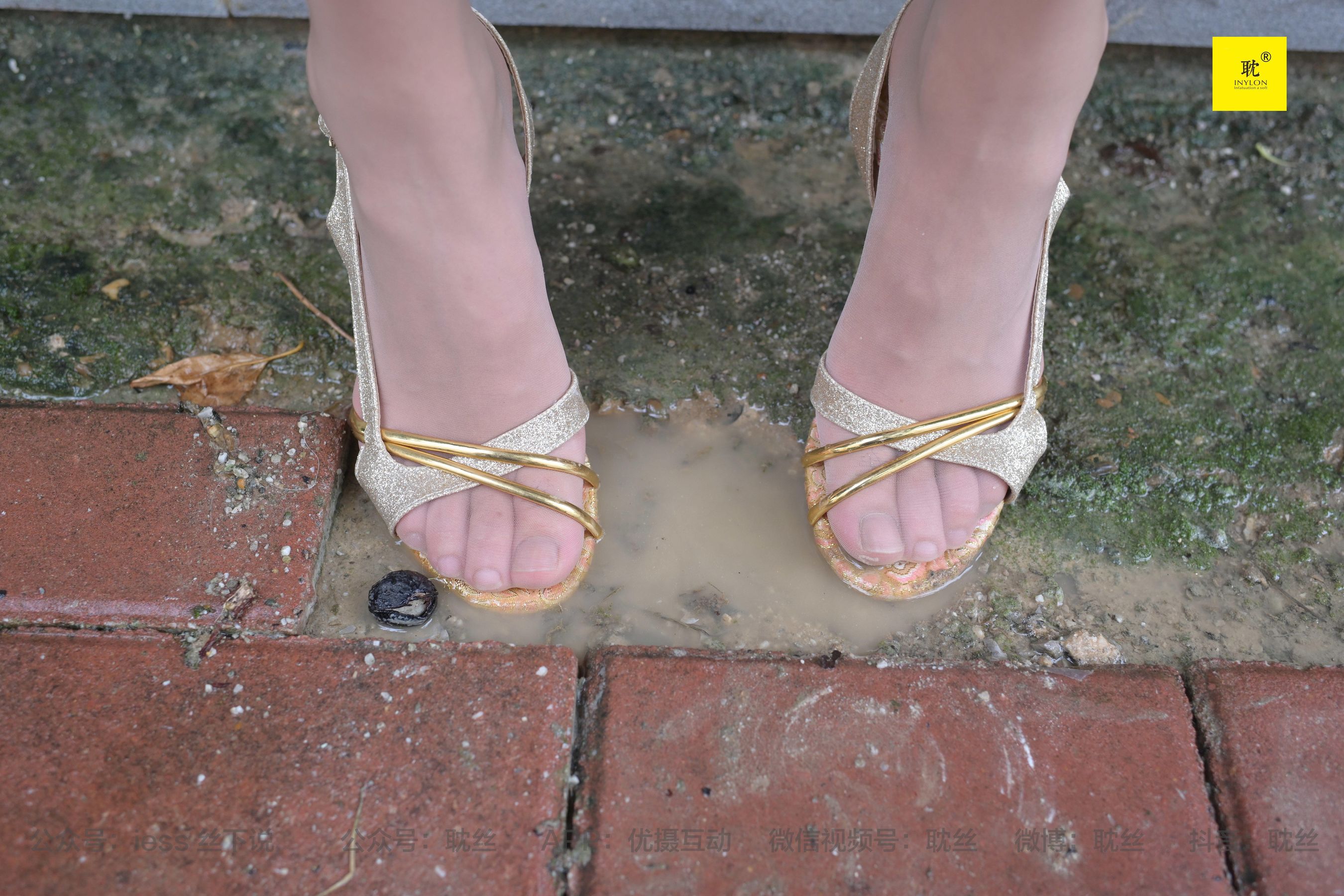 第N种幻想 孤单的周末① 小六 小裙子+鱼嘴鞋+穿鞋玩水-图83