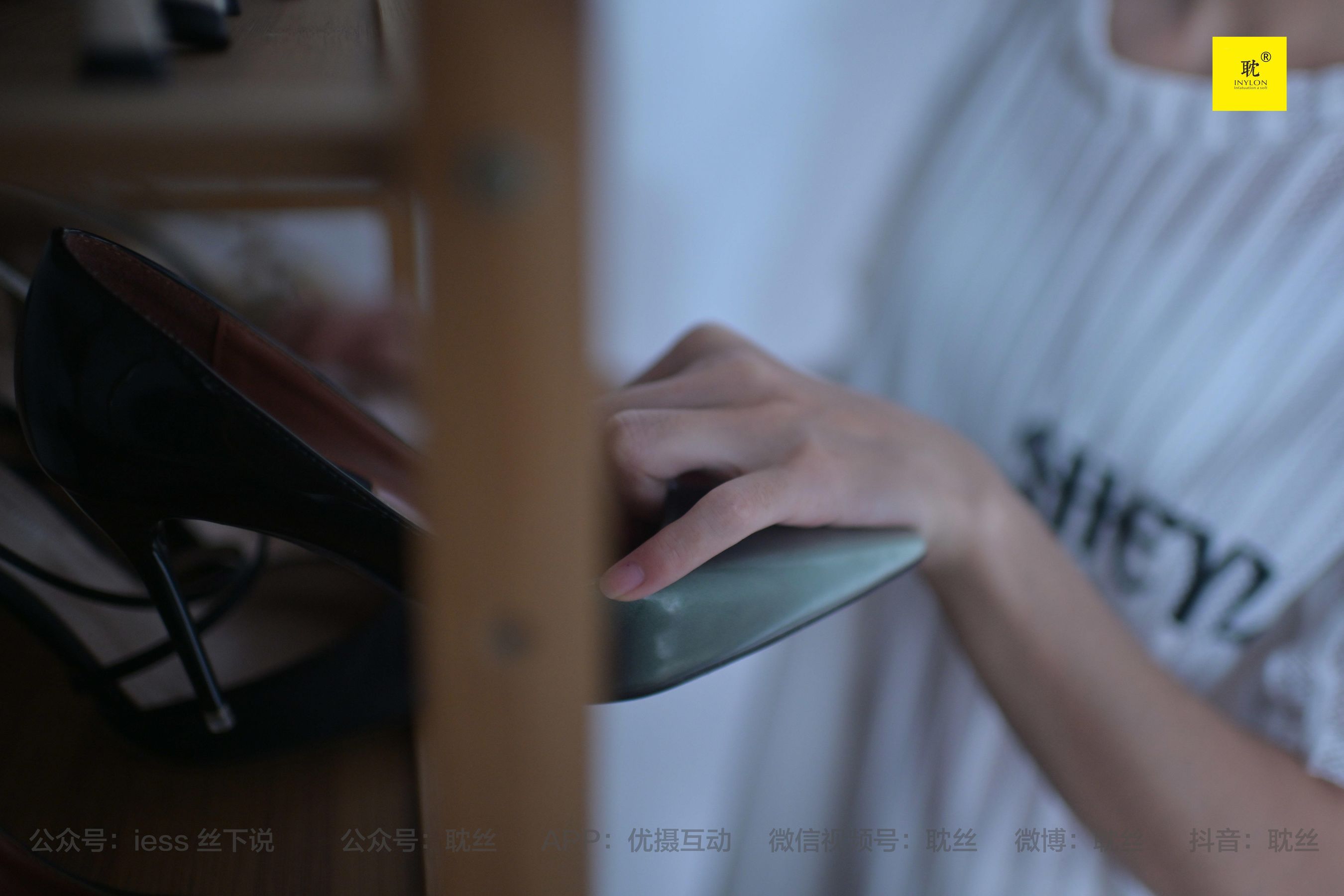 第N种幻想 孤单的周末③ 小六 小裙子+尖头鞋+穿鞋玩水-图26