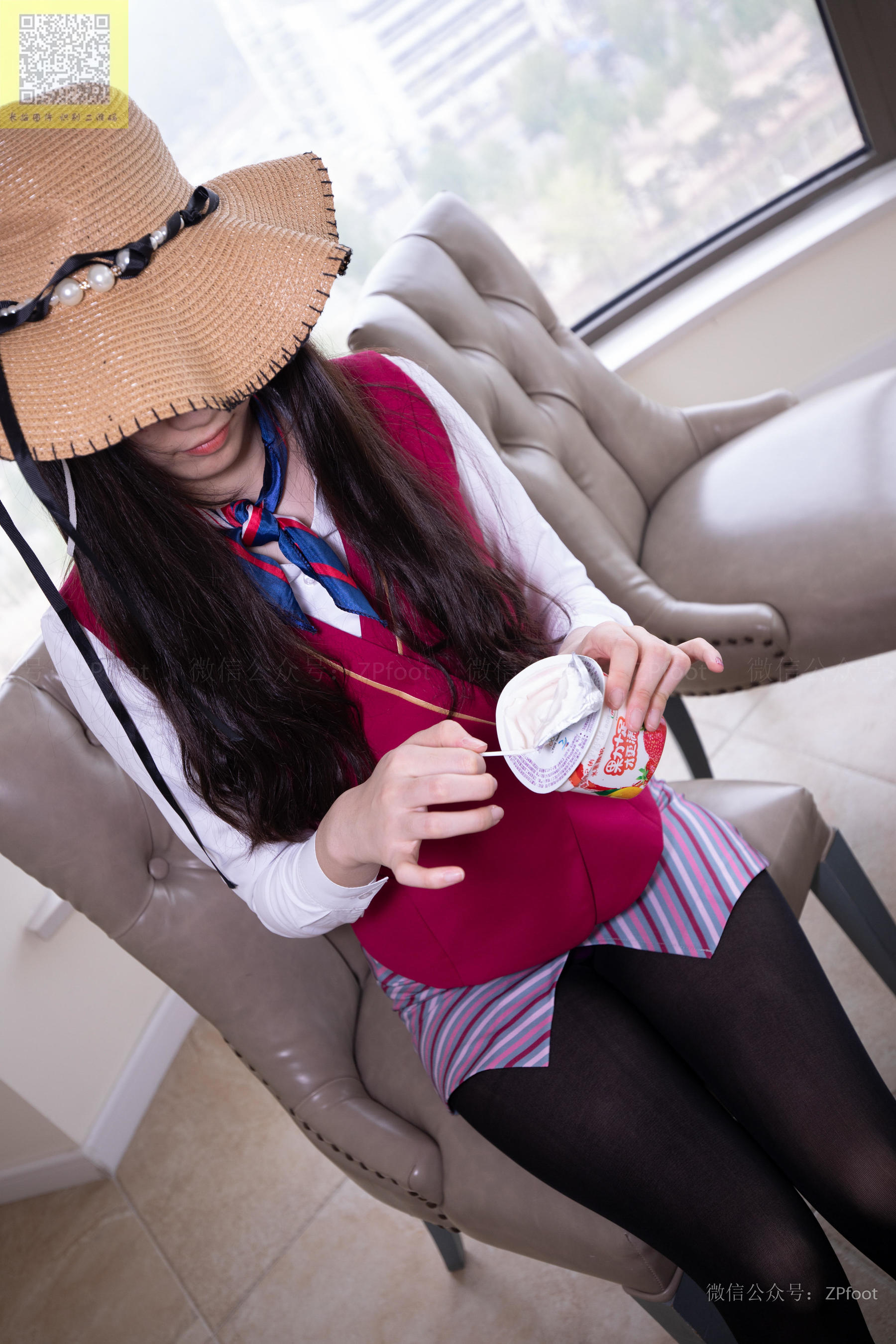 NO.303 酸奶掉在丝袜上-图31