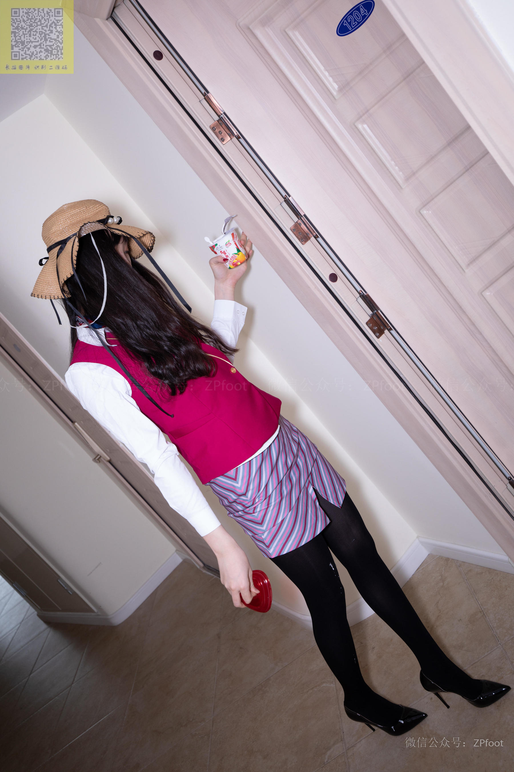 NO.303 酸奶掉在丝袜上-图41