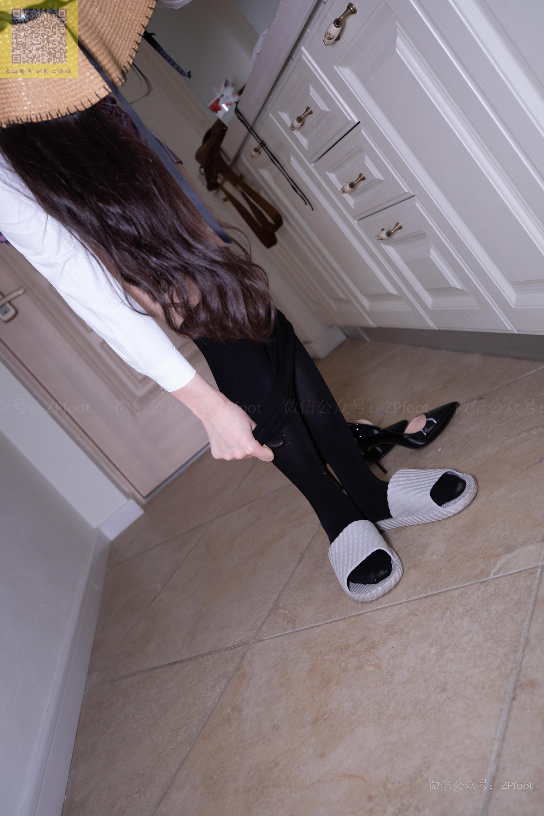 NO.303 酸奶掉在丝袜上-图63