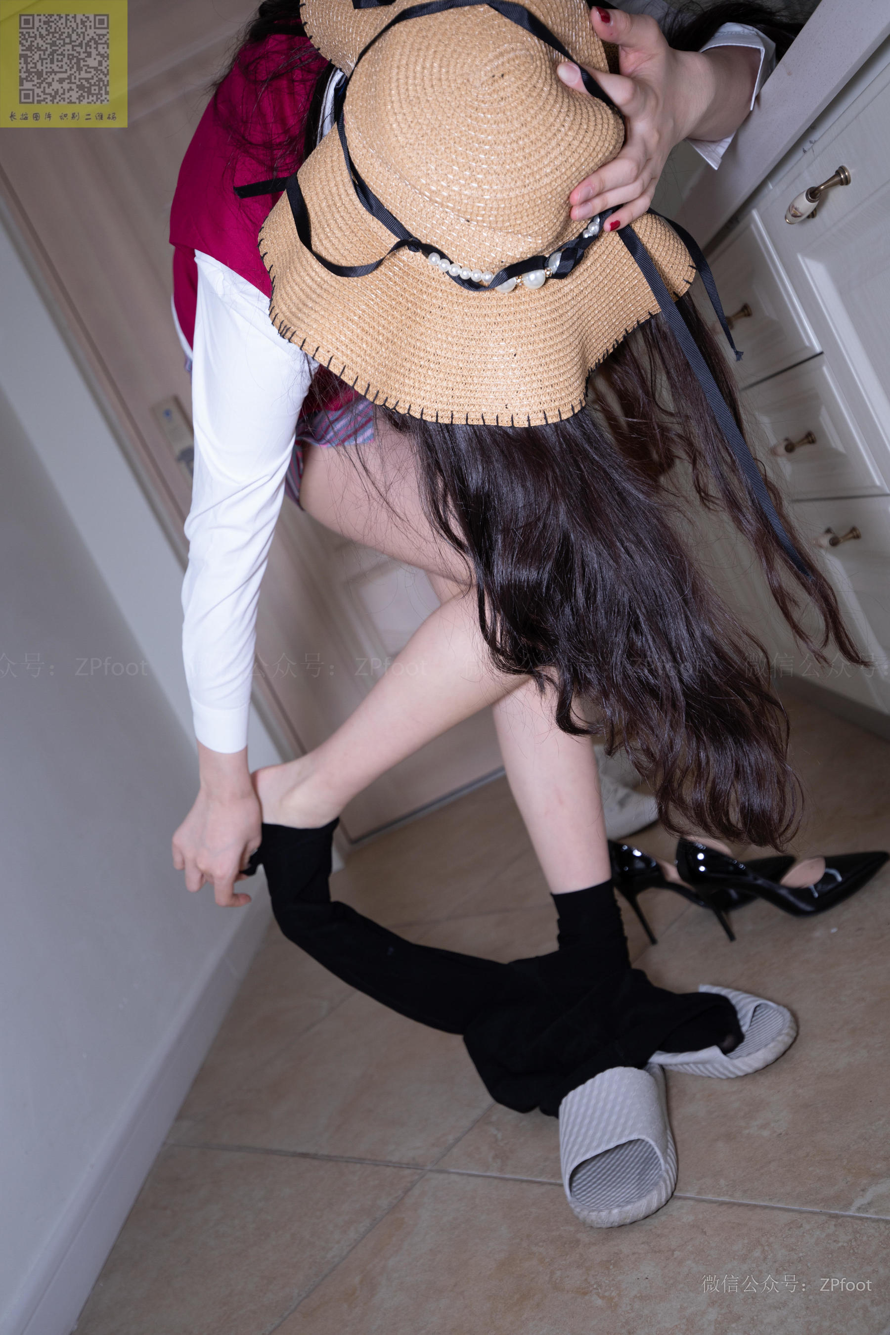 NO.303 酸奶掉在丝袜上-图83