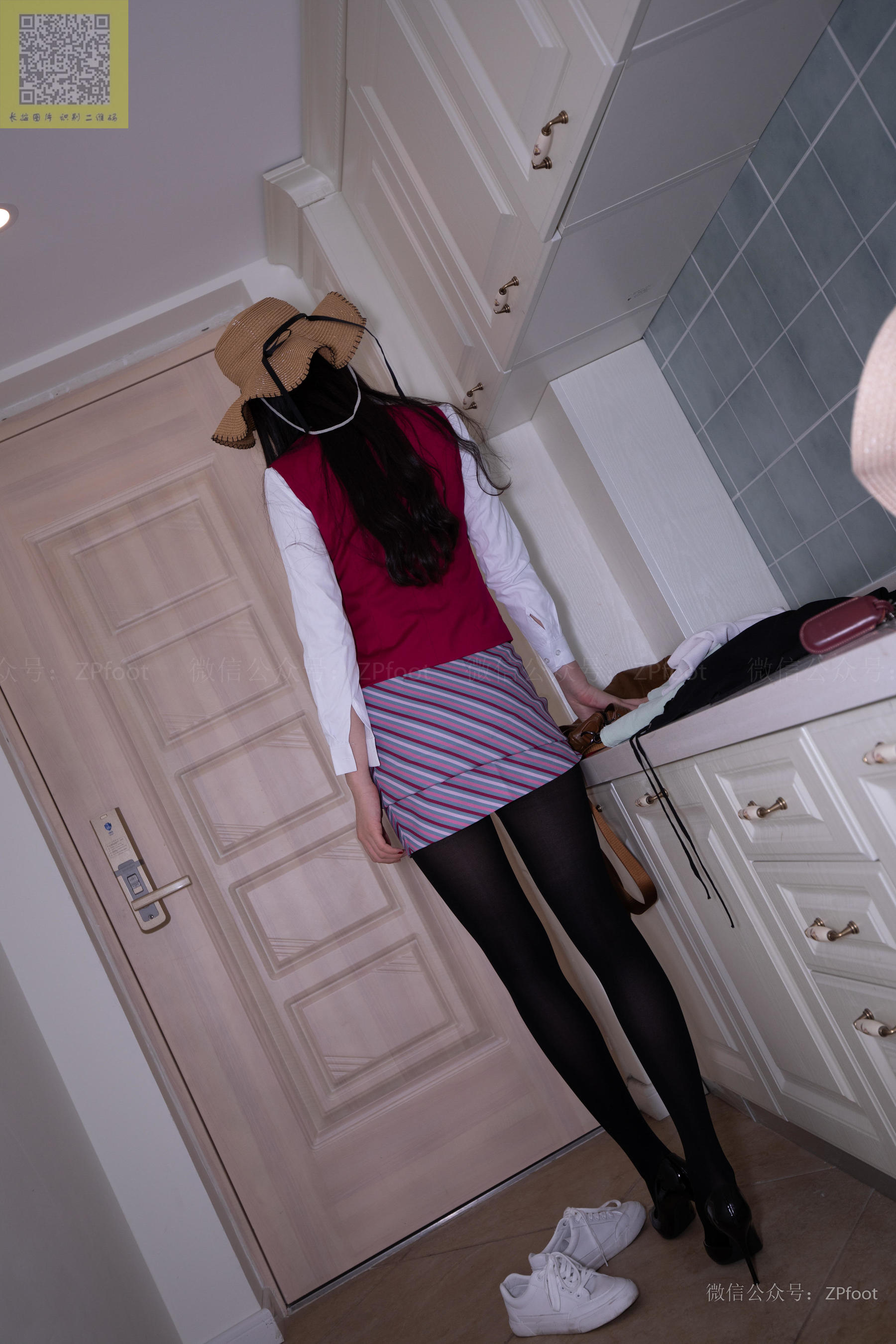 NO.303 酸奶掉在丝袜上-图88