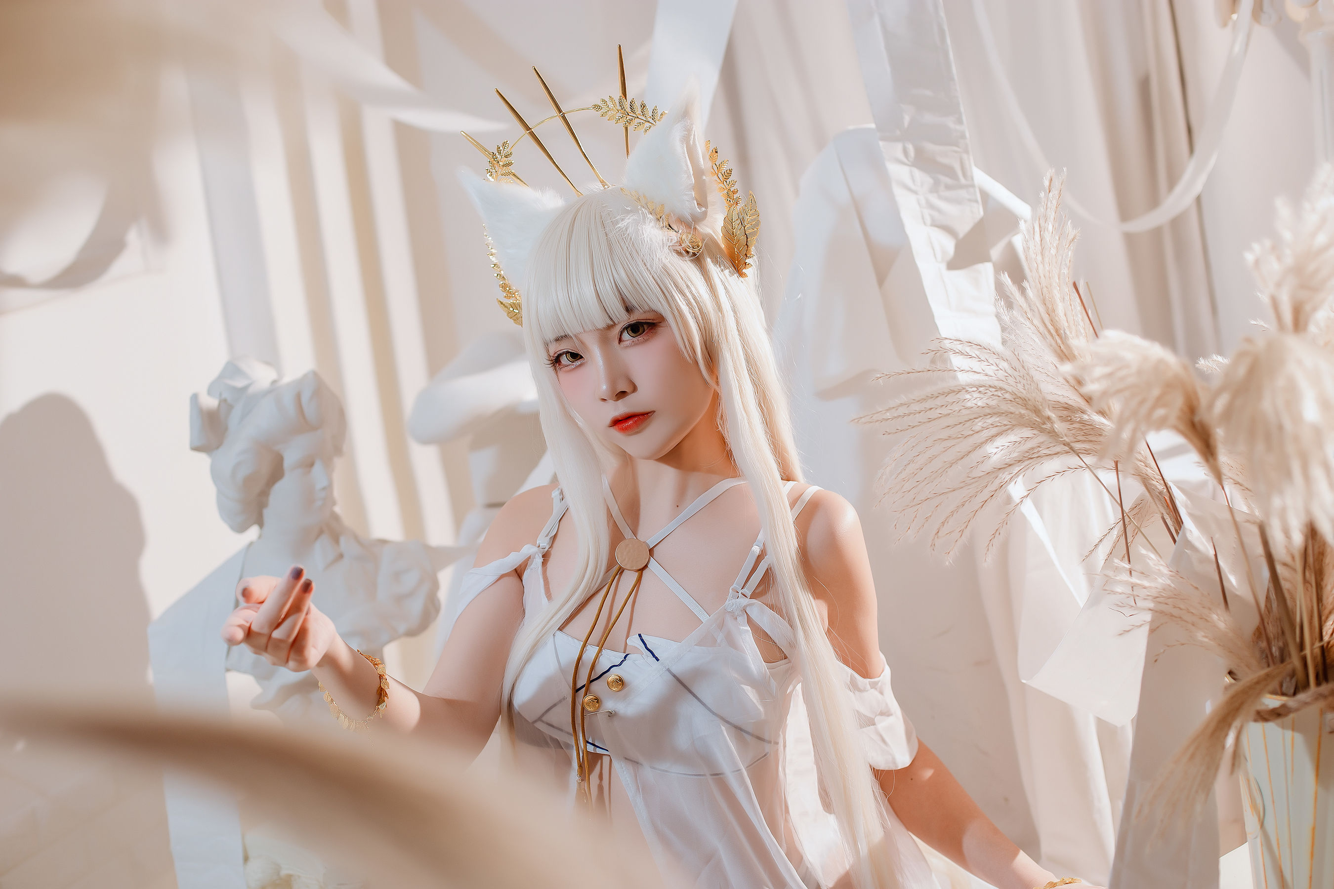 人气Coser二佐Nisa - 方舟白金泳装-图10