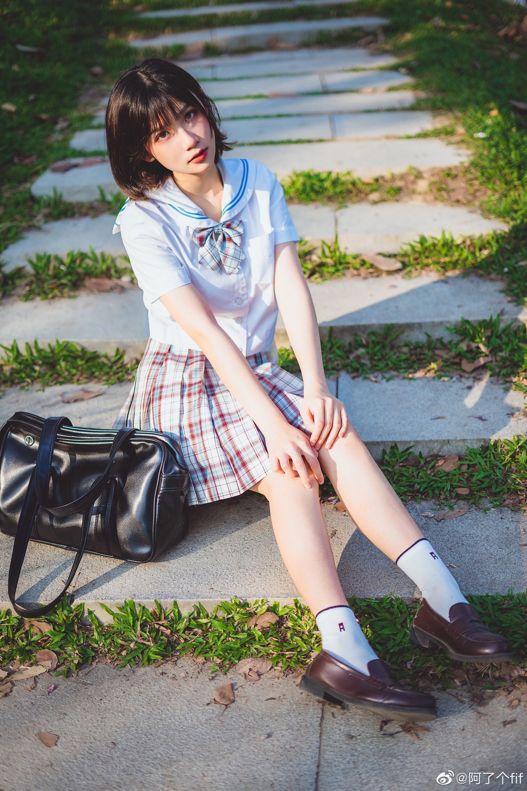 动漫博主阿了个fifi - 阳光JK-图0