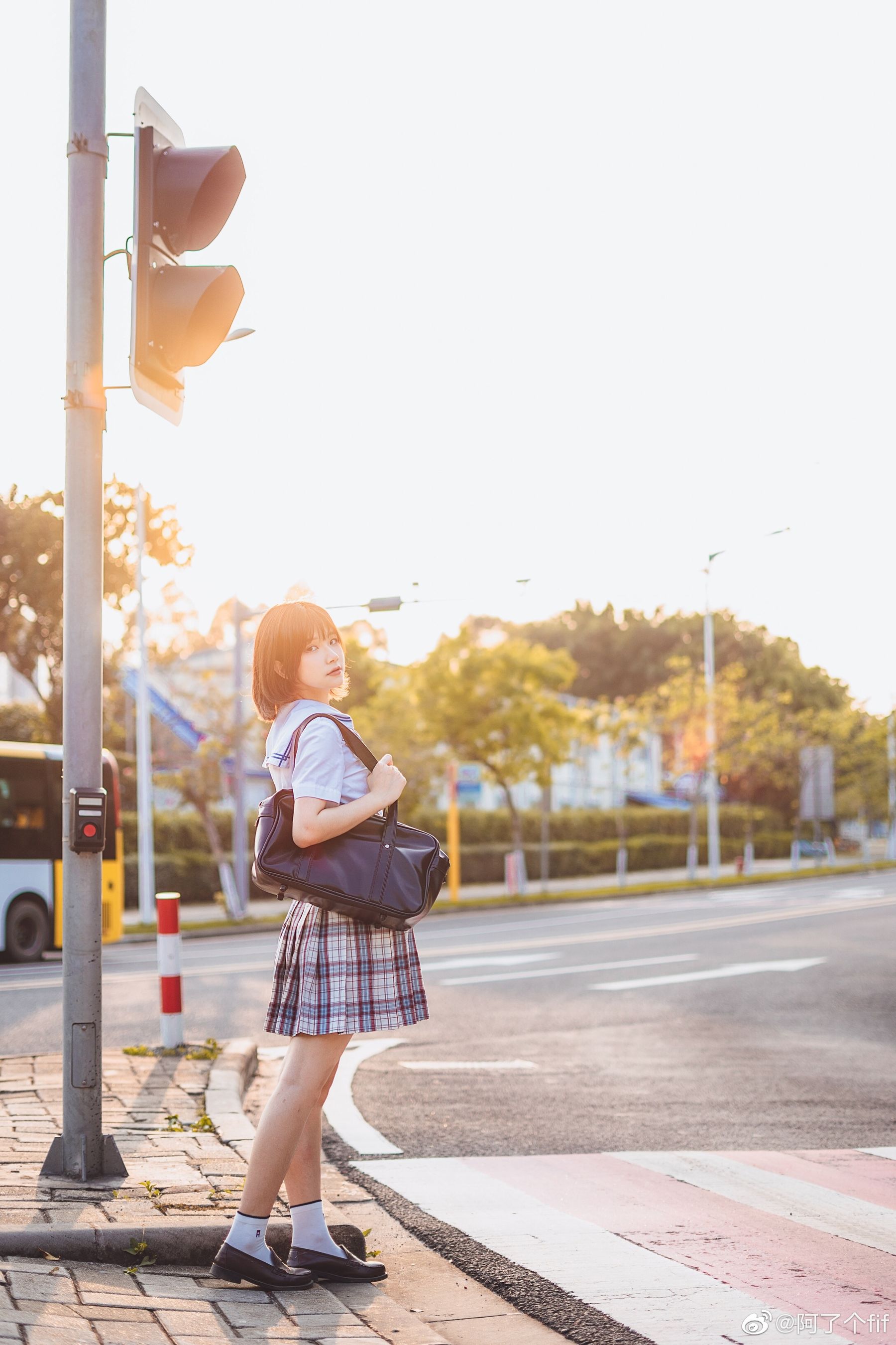 动漫博主阿了个fifi - 阳光JK-图2