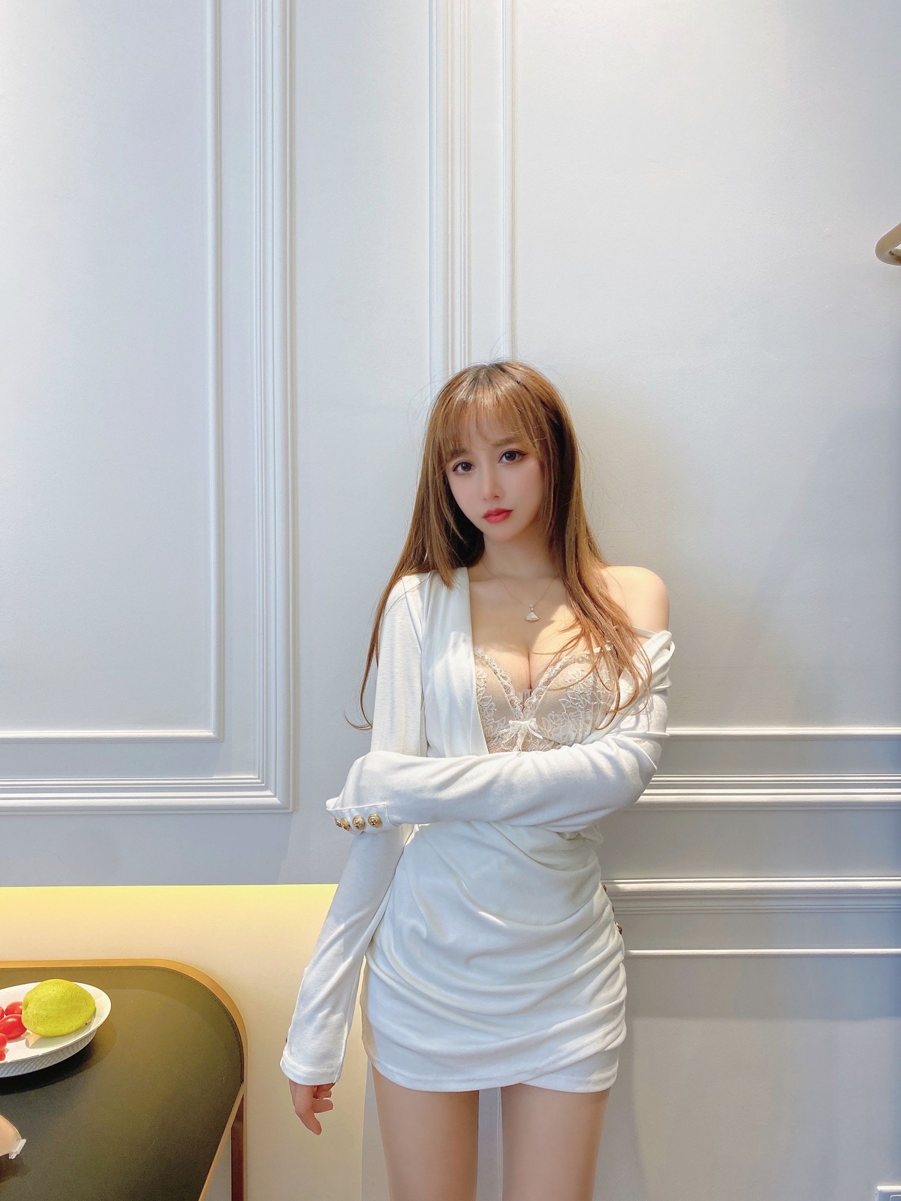 斗鱼米线线sama - 肉丝袜美腿-图2