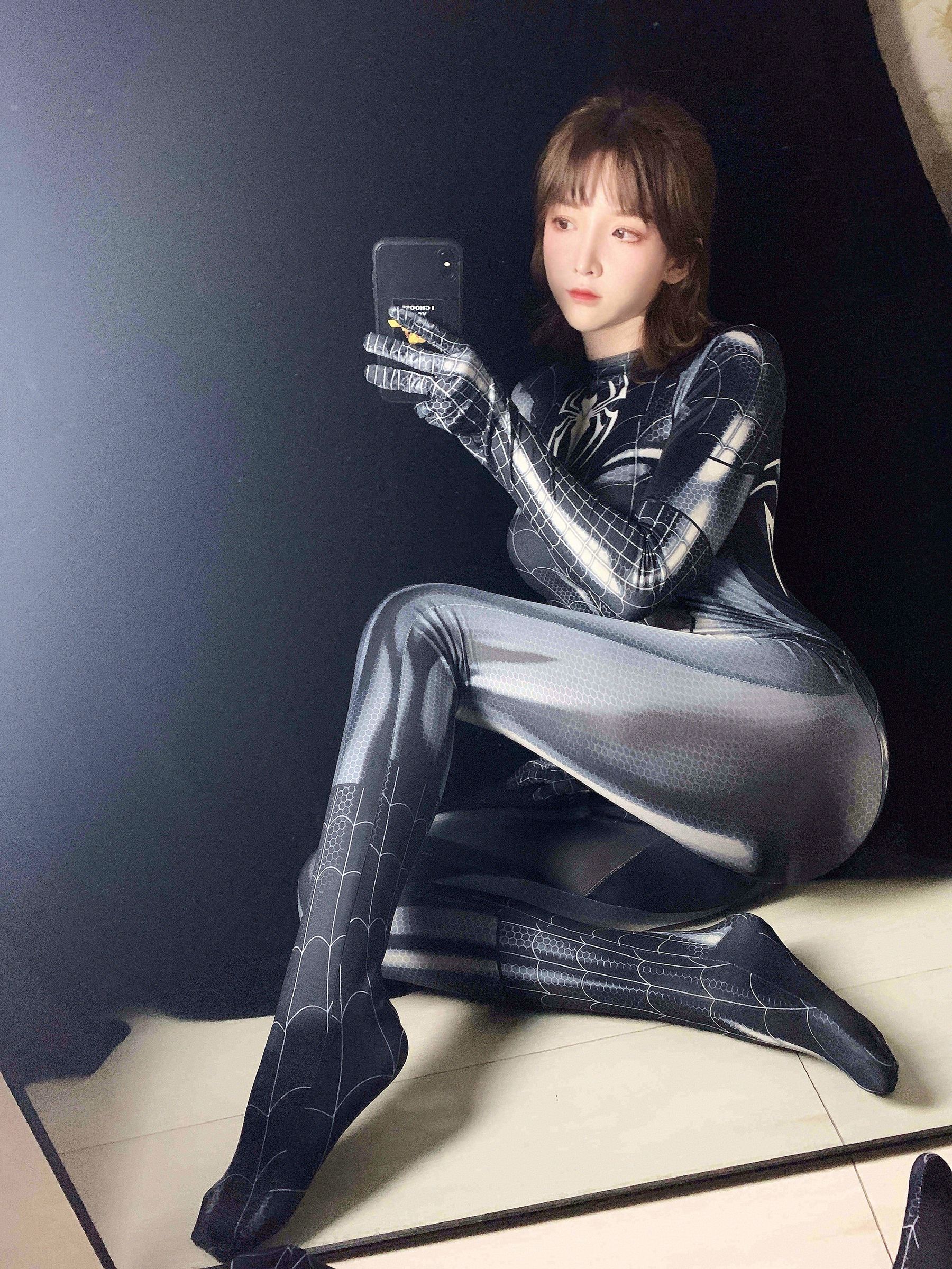 一小央泽 - 黑蜘蛛-图1