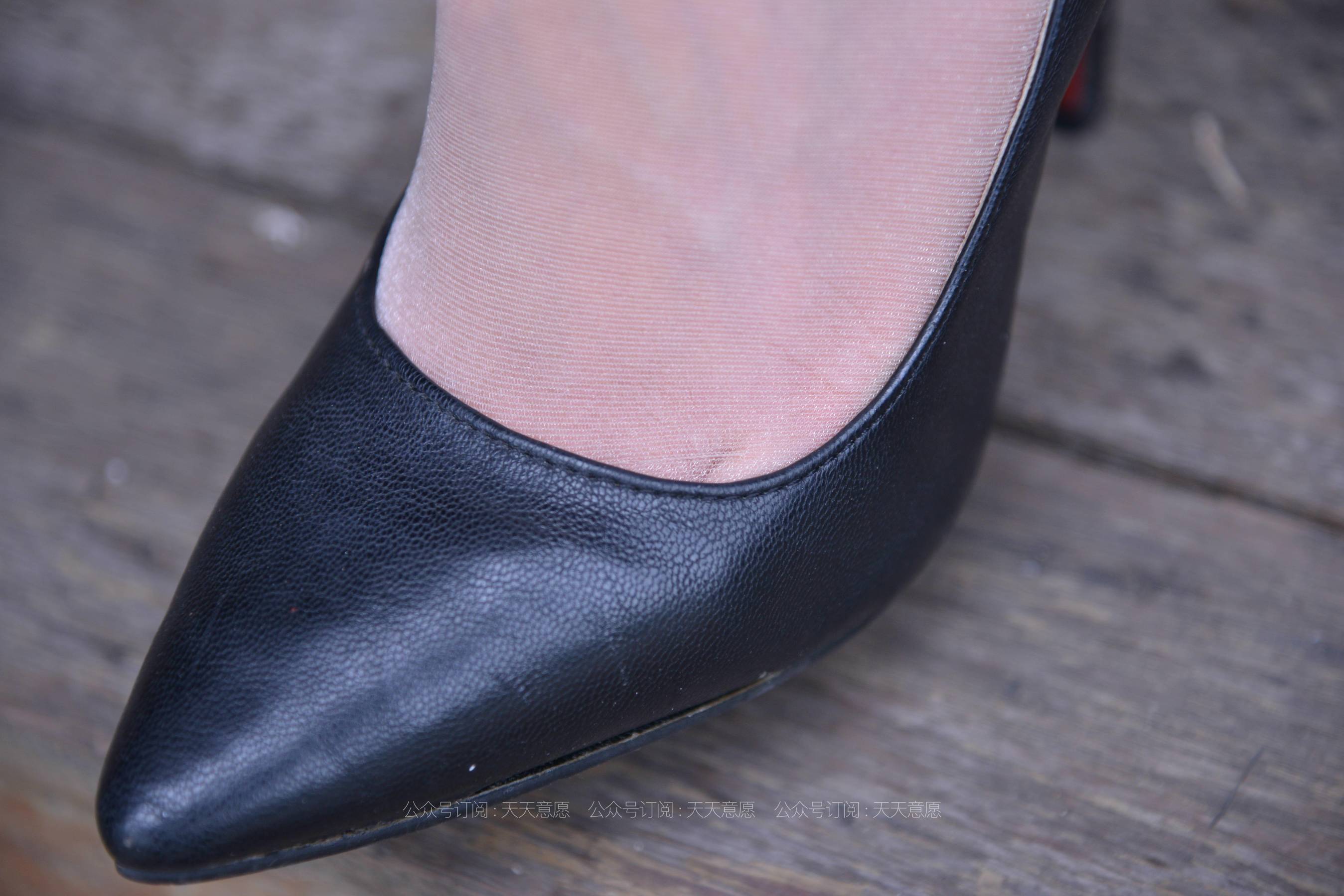 丝享家 793：潇潇《楼梯上的黑色绑带》-图23