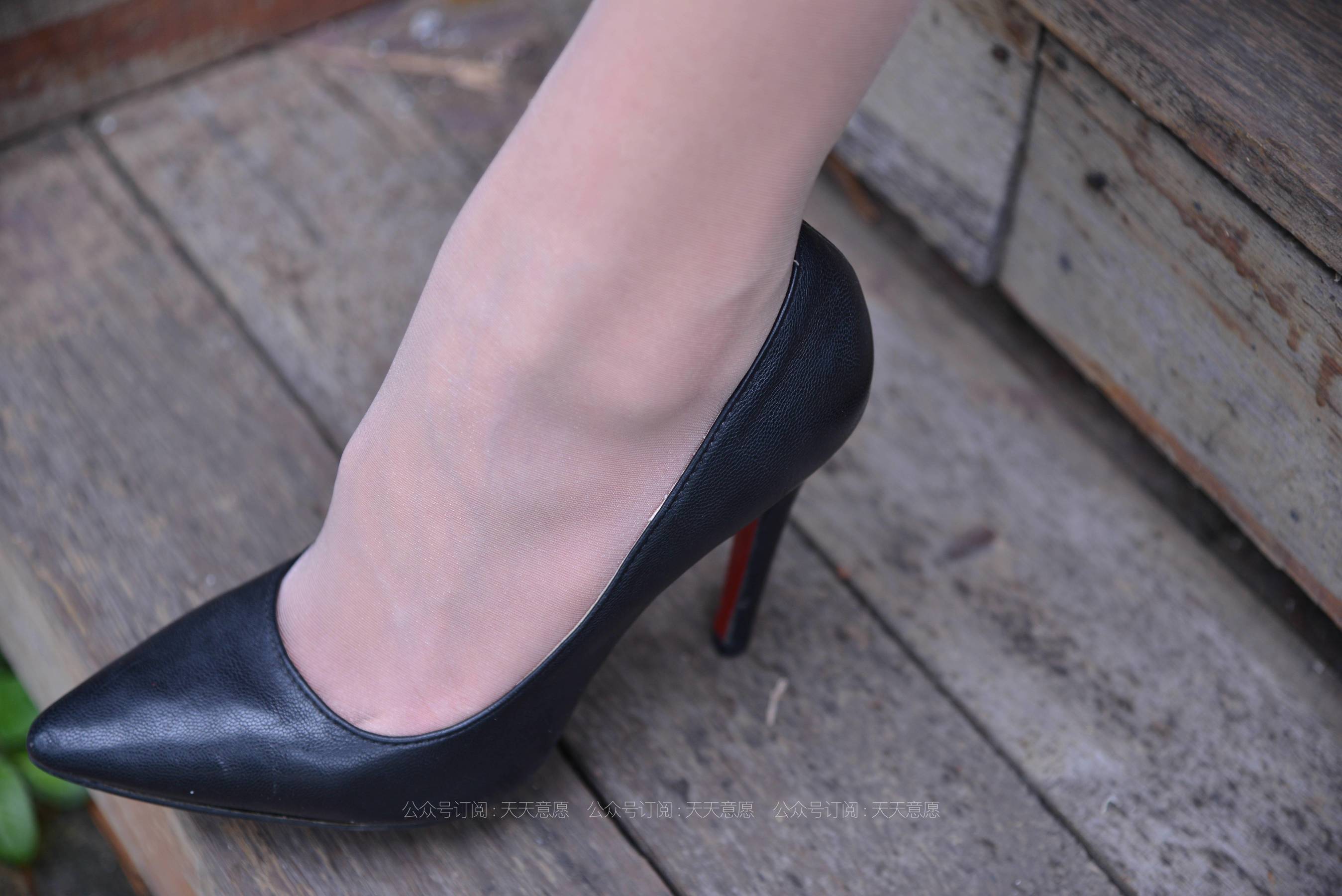 丝享家 793：潇潇《楼梯上的黑色绑带》-图24