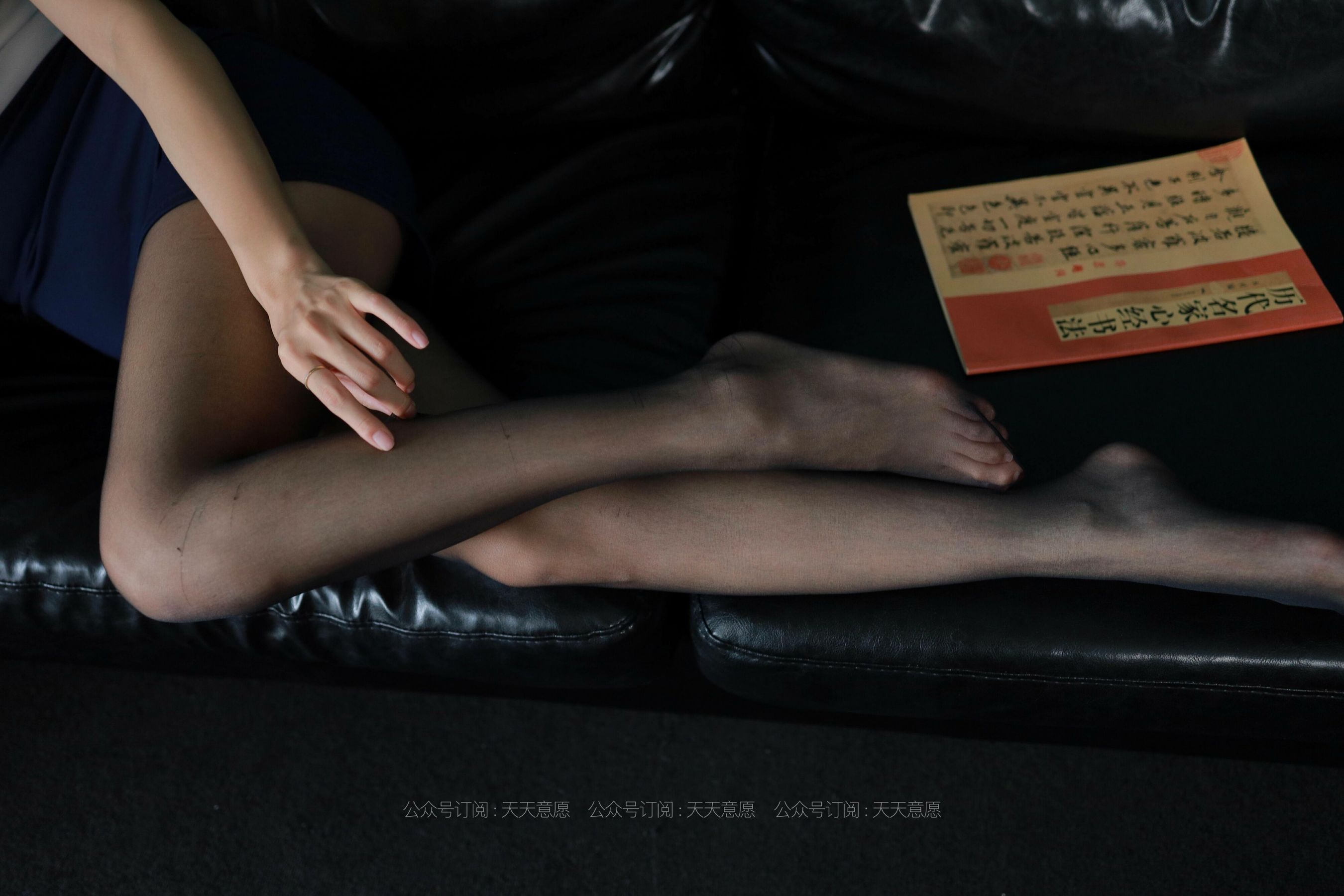 丝享家 802：羽西《沙发上的黑丝》-图86