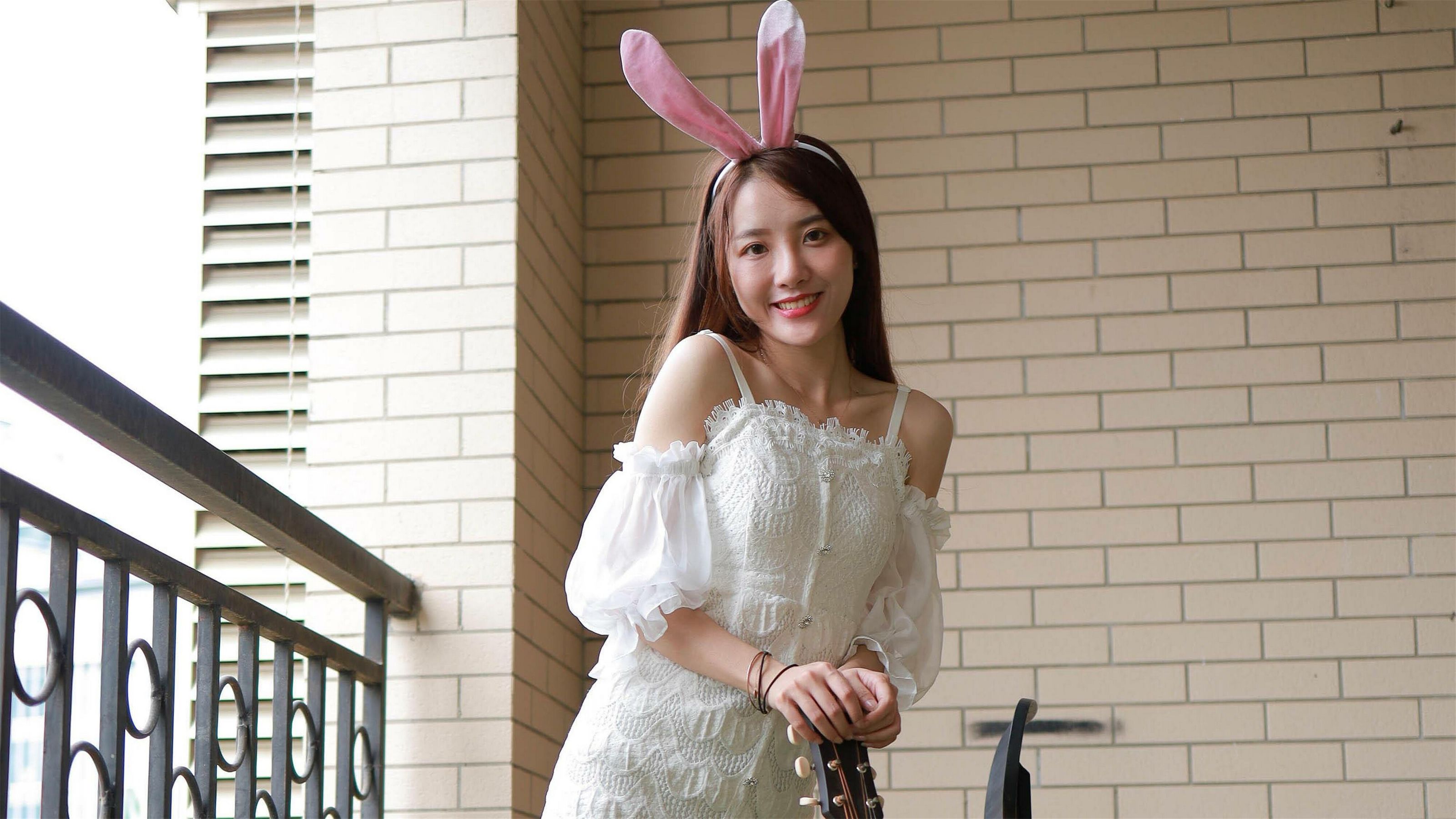 丝享家 807：婉苹《小兔子乖乖》-图0