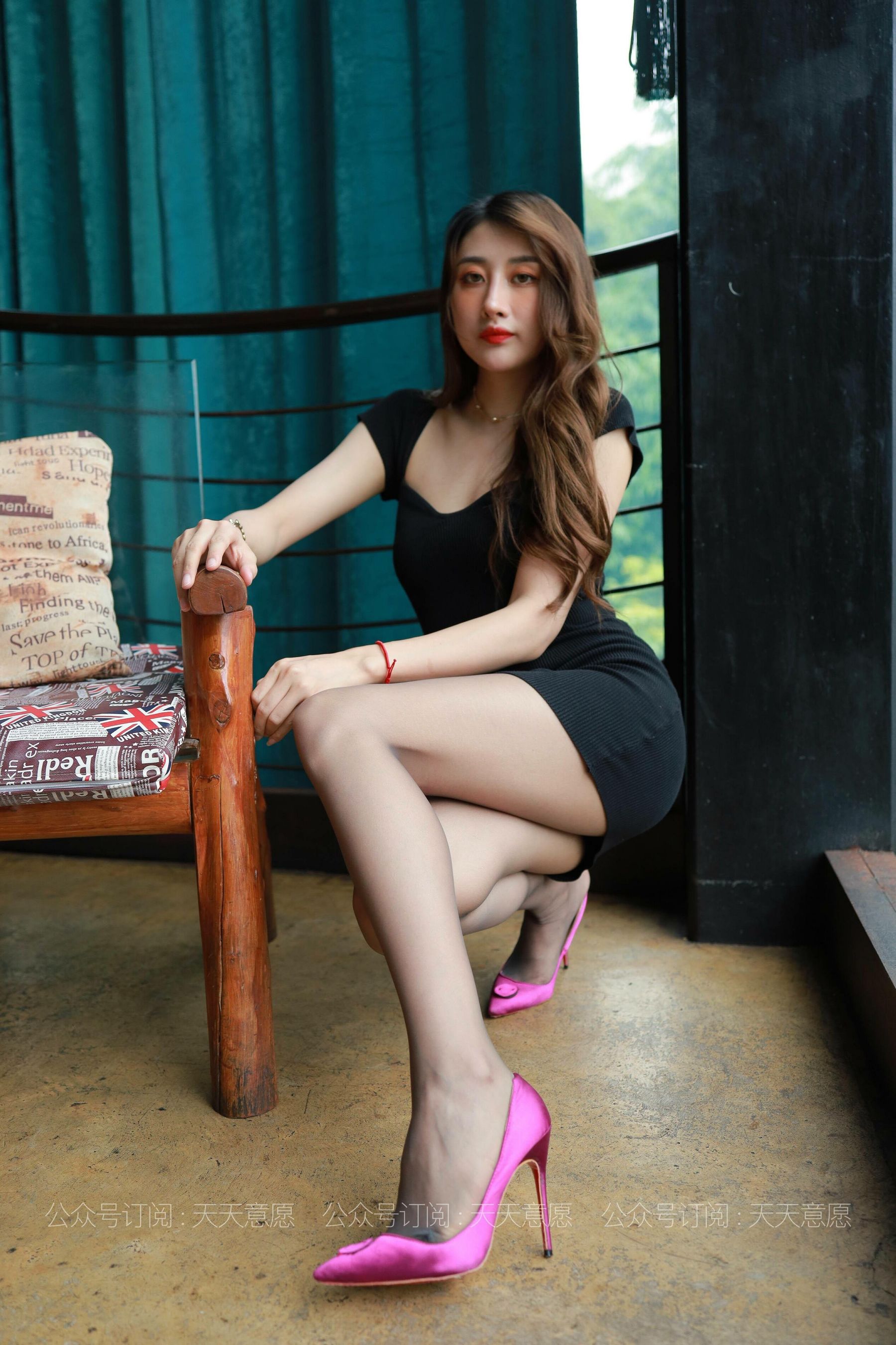 丝享家 815：夏夏《灰丝长腿一米二》-图77