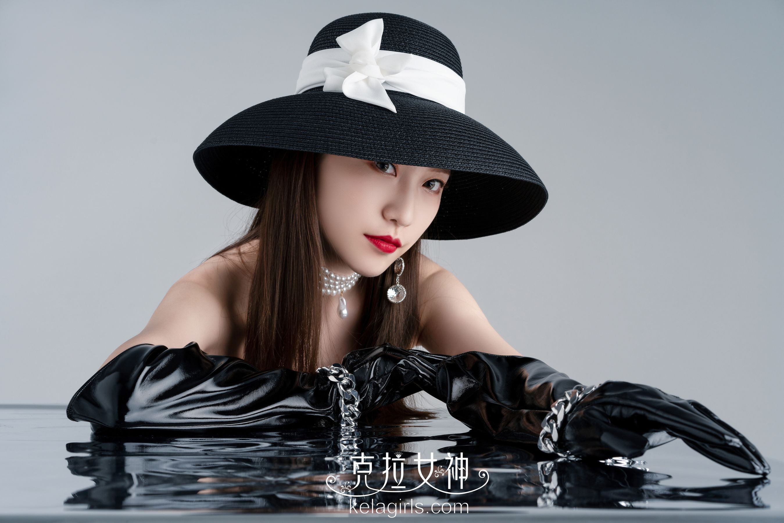 芊芊 纯欲の臀-图0