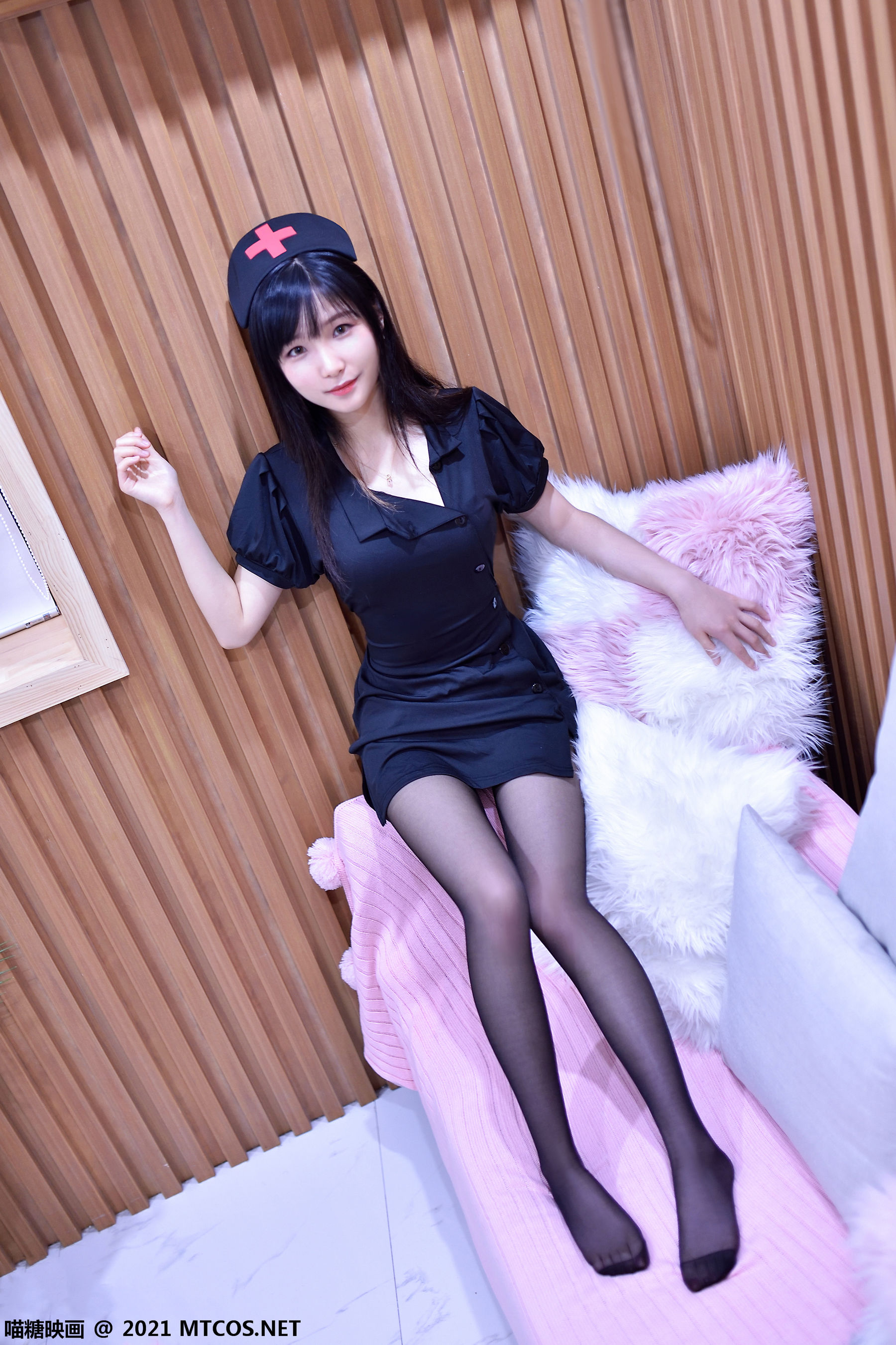 VOL.440 俏皮制服-图4