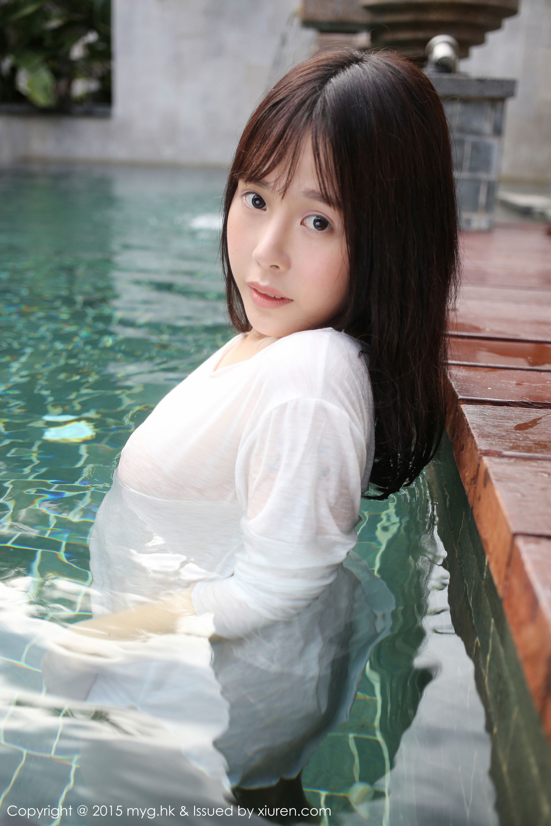 Evelyn艾莉《泳池湿身》  Vol.180-图17