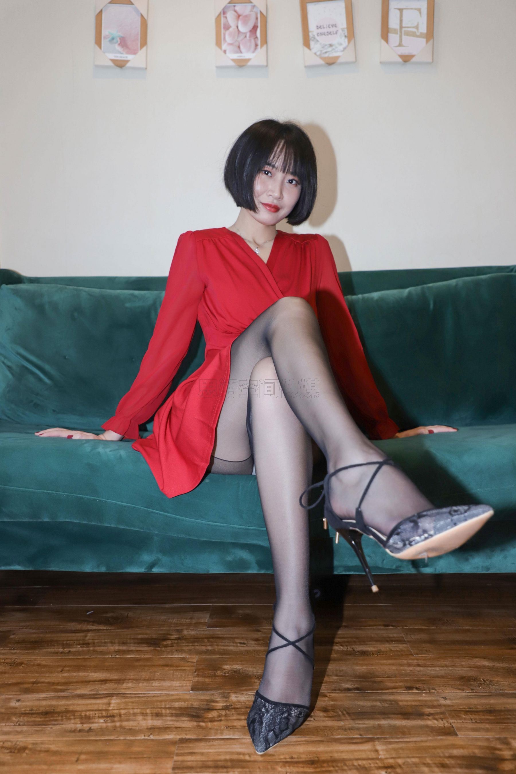 SJ033 新模沐沐子 红裙皮鞭の性感尤物-图8