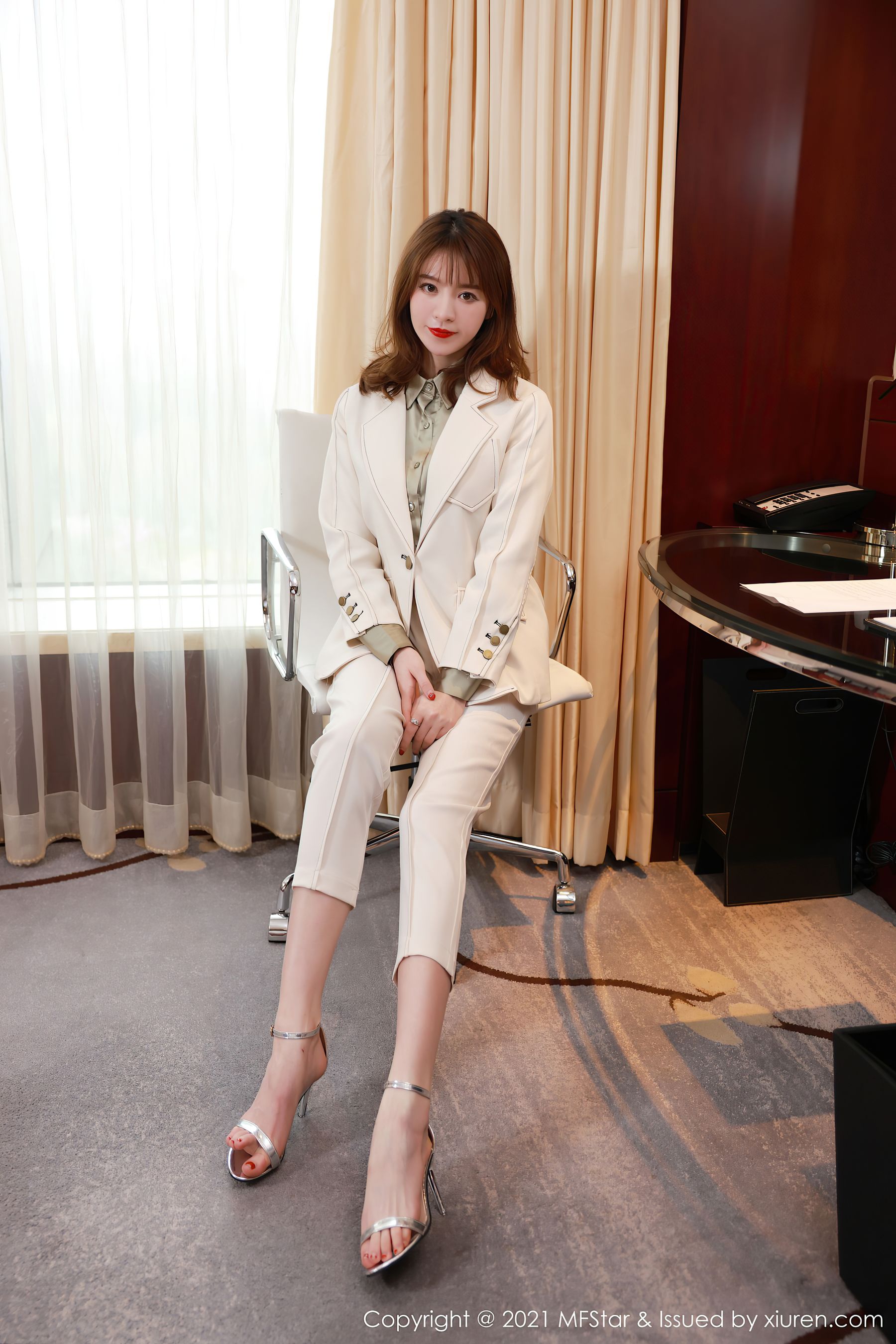 Vol.485 yoo优优-图0