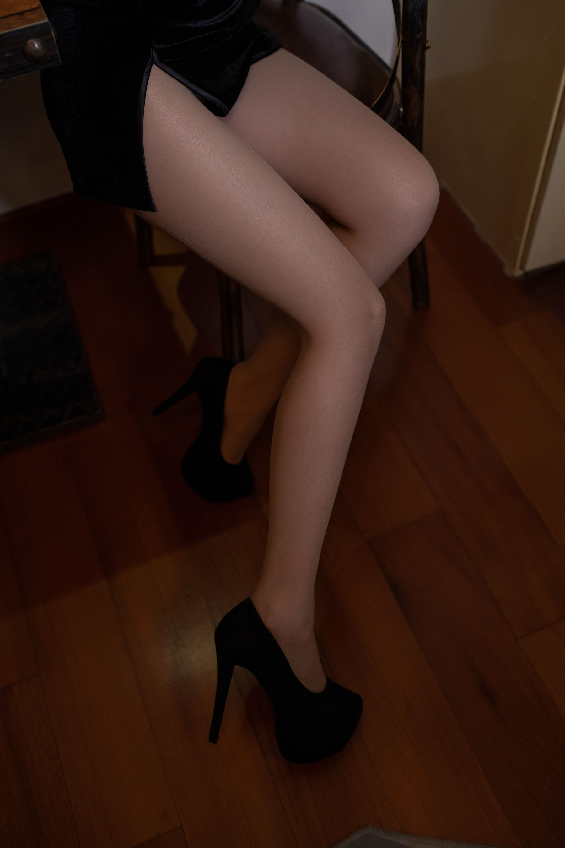 疯猫ss - 肉丝黑旗袍-图3