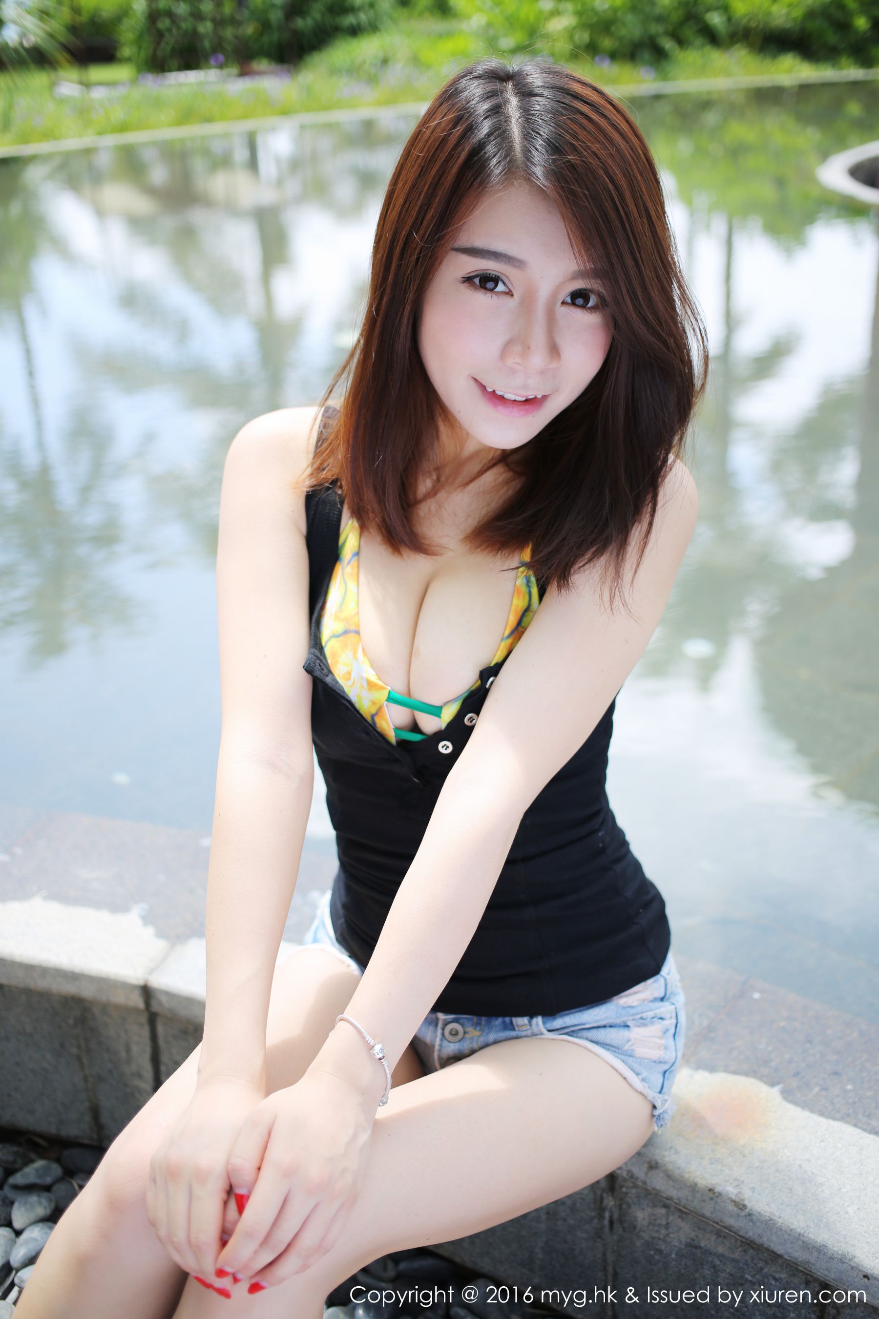 vetiver嘉宝贝儿《三亚旅拍》比基尼+热裤  Vol.227-图17