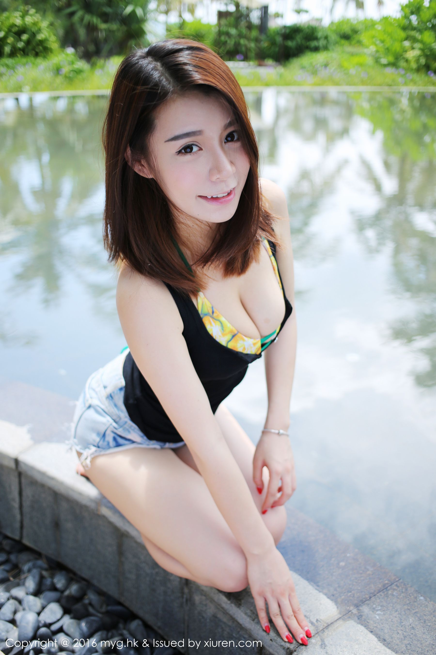 vetiver嘉宝贝儿《三亚旅拍》比基尼+热裤  Vol.227-图18
