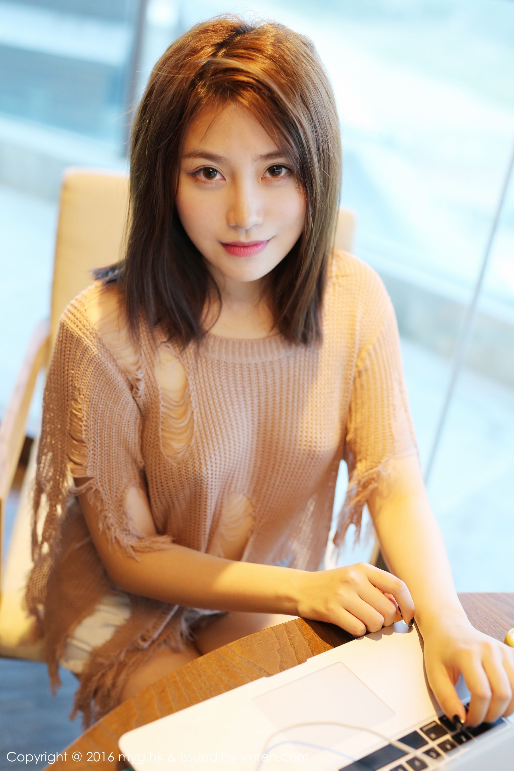 许诺Sabrina《3套服饰 美得让人窒息》  Vol.233-图1