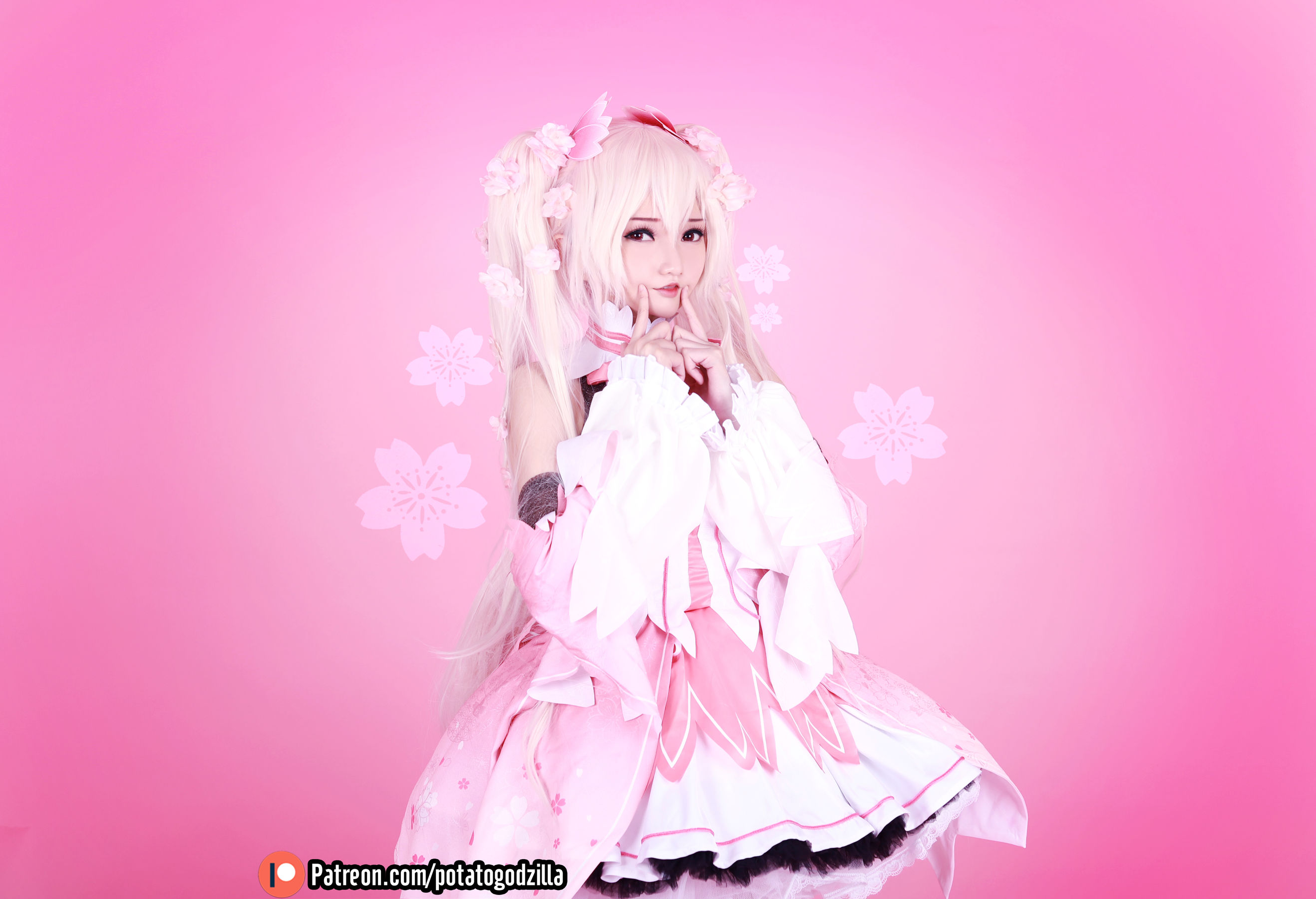 Coser小姐姐Potato Godzilla - Sakura Miku-图10