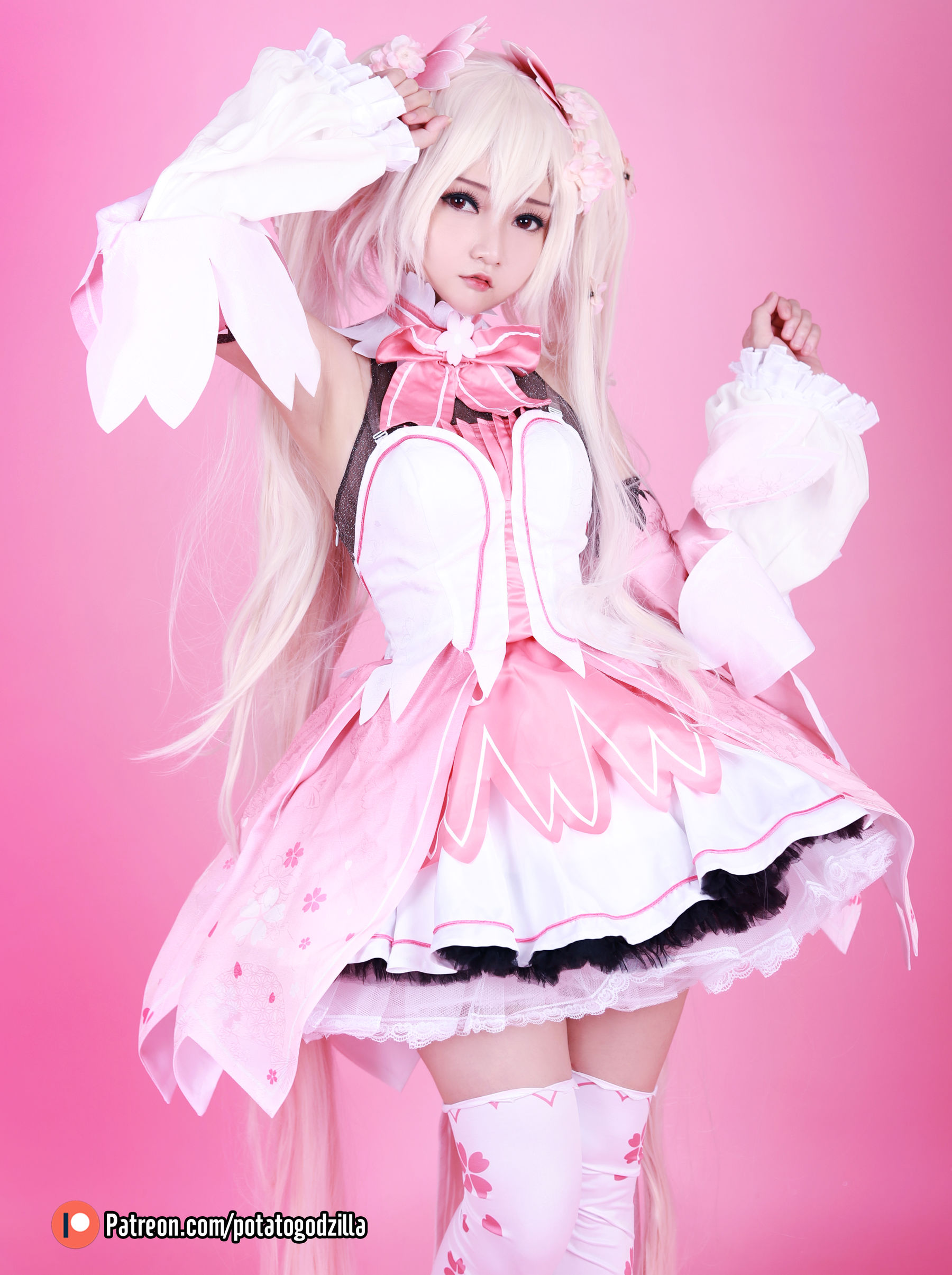 Coser小姐姐Potato Godzilla - Sakura Miku-图8