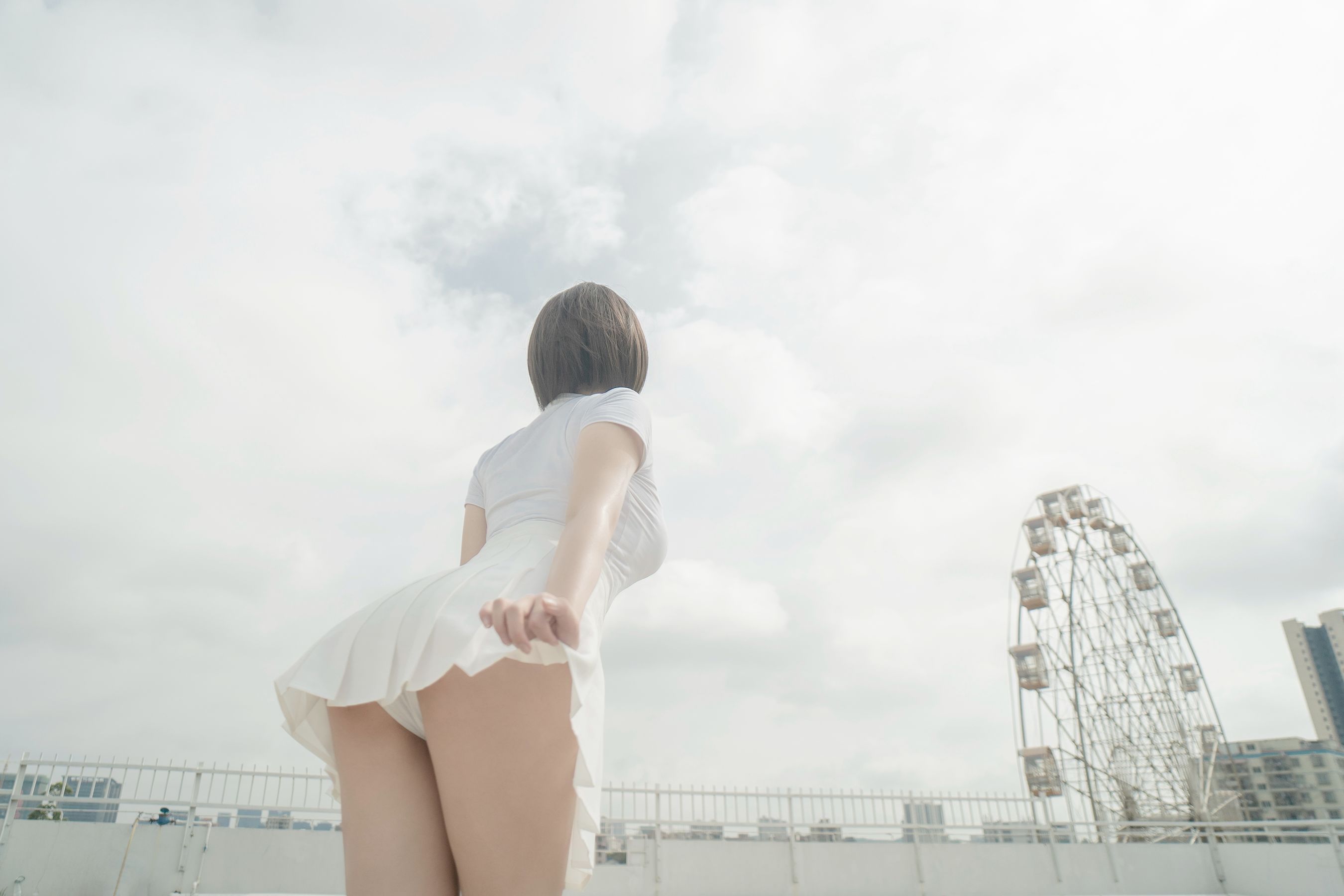 鬼马少女阿薰kaOri - 天台-图0