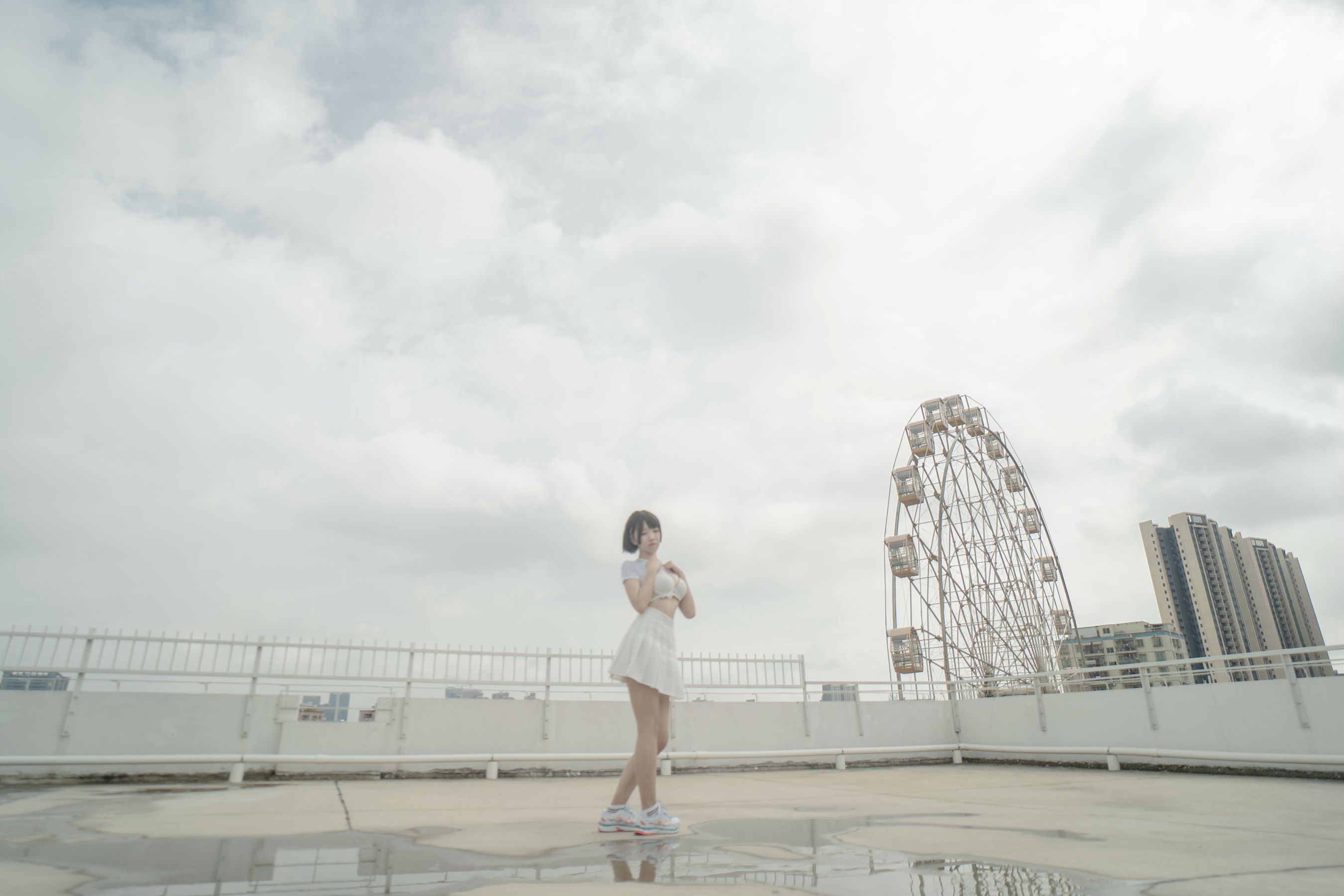 鬼马少女阿薰kaOri - 天台-图5