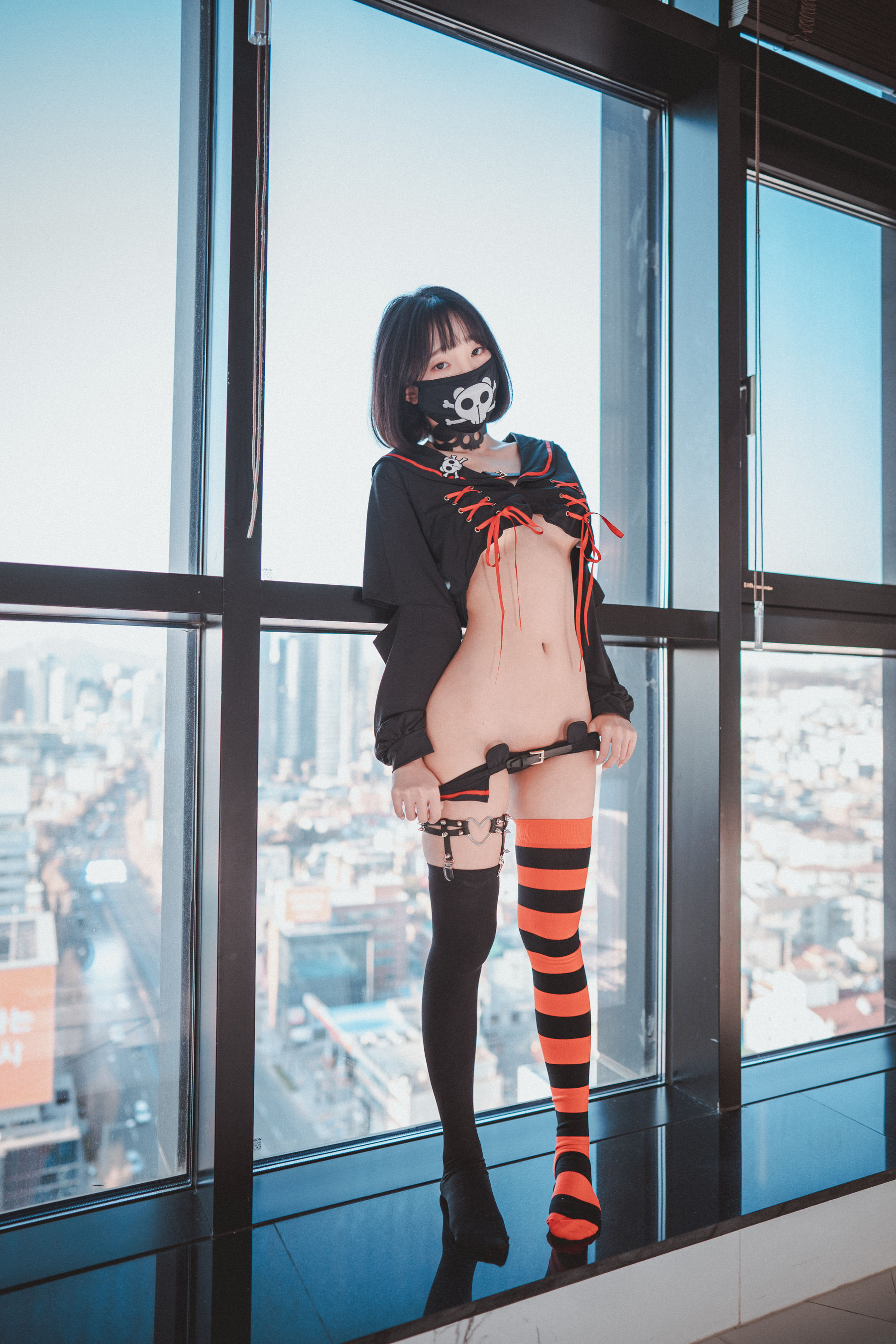Kang Inkyung - Masked Pirate 写真套图-图8