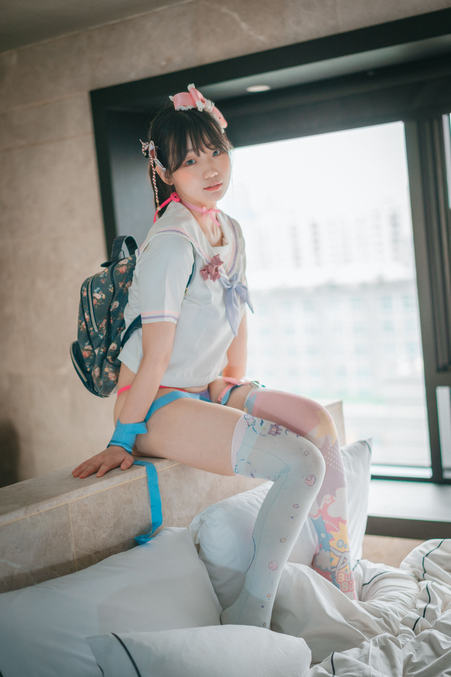 Mimmi - Mochilero en Violeta 写真套图-图11