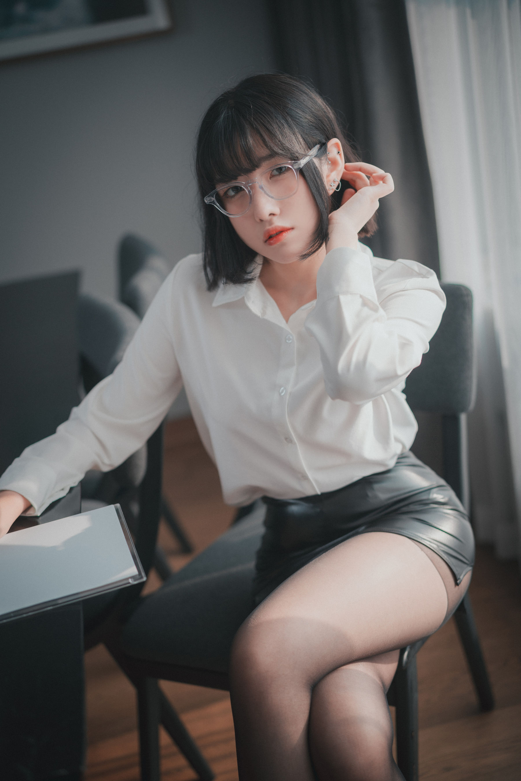 Sonson - Need Your Approval 写真套图-图3