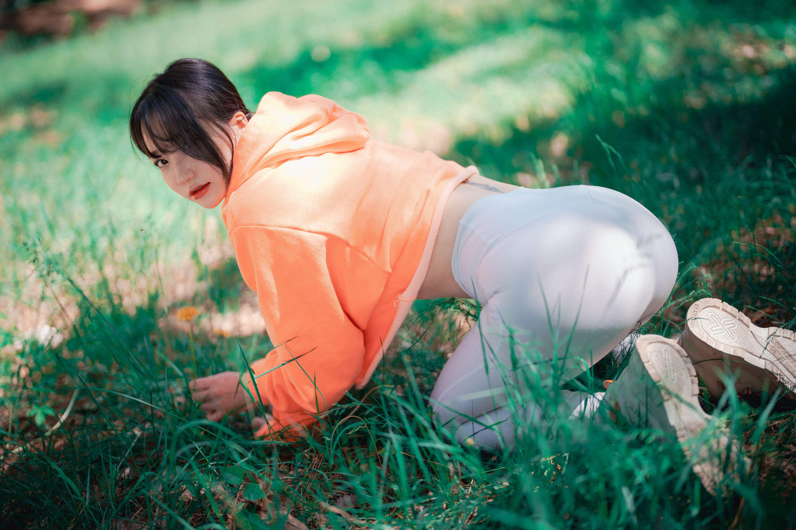 Yeeun - Naughty Trekking 写真套图-图111