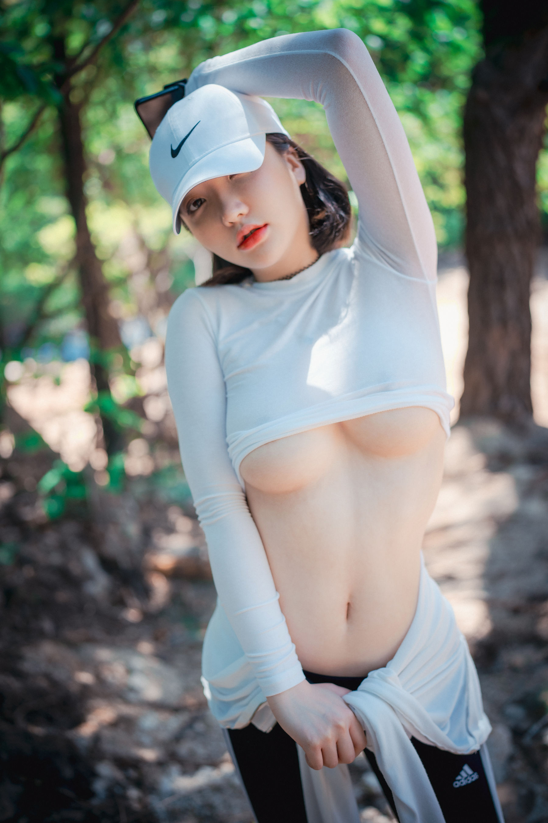 Yeeun - Naughty Trekking 写真套图-图147