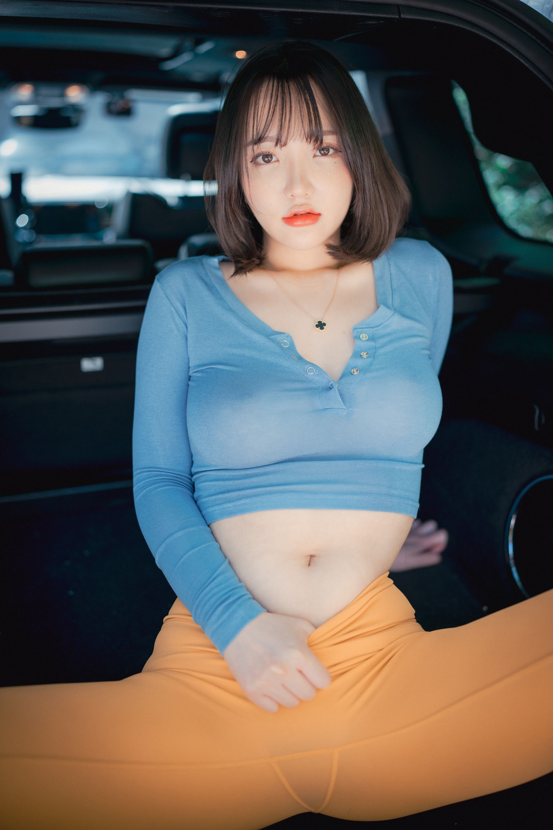 Yeeun - Naughty Trekking 写真套图-图61