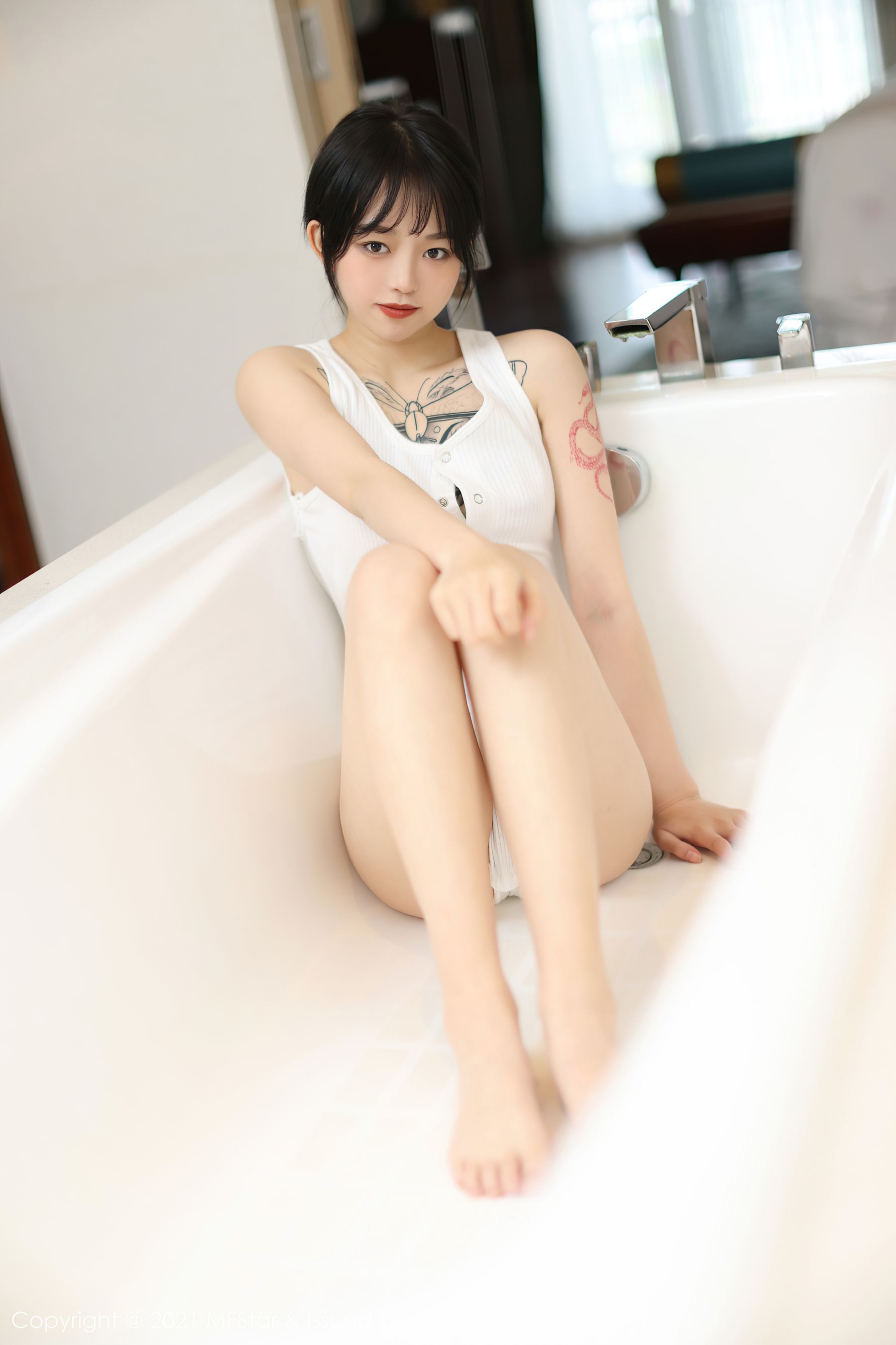 Vol.496 奶瓶子-图0