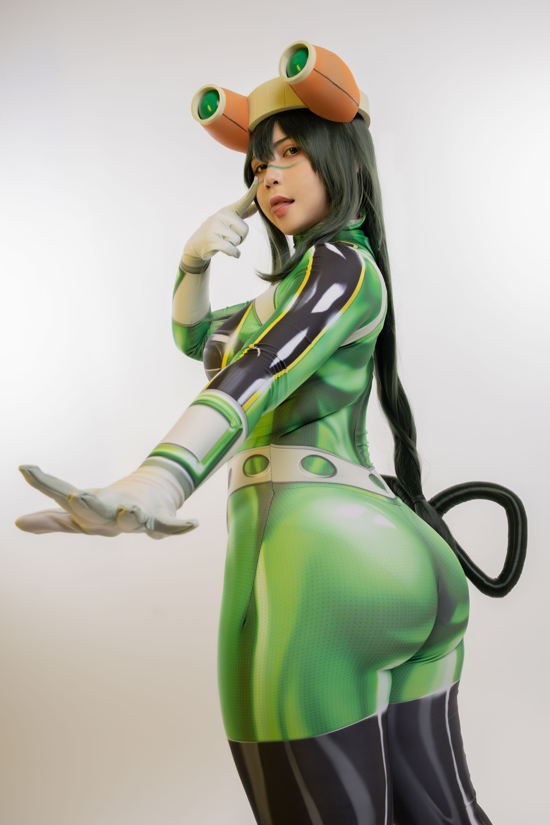 Uy Uy - Froppy-图2