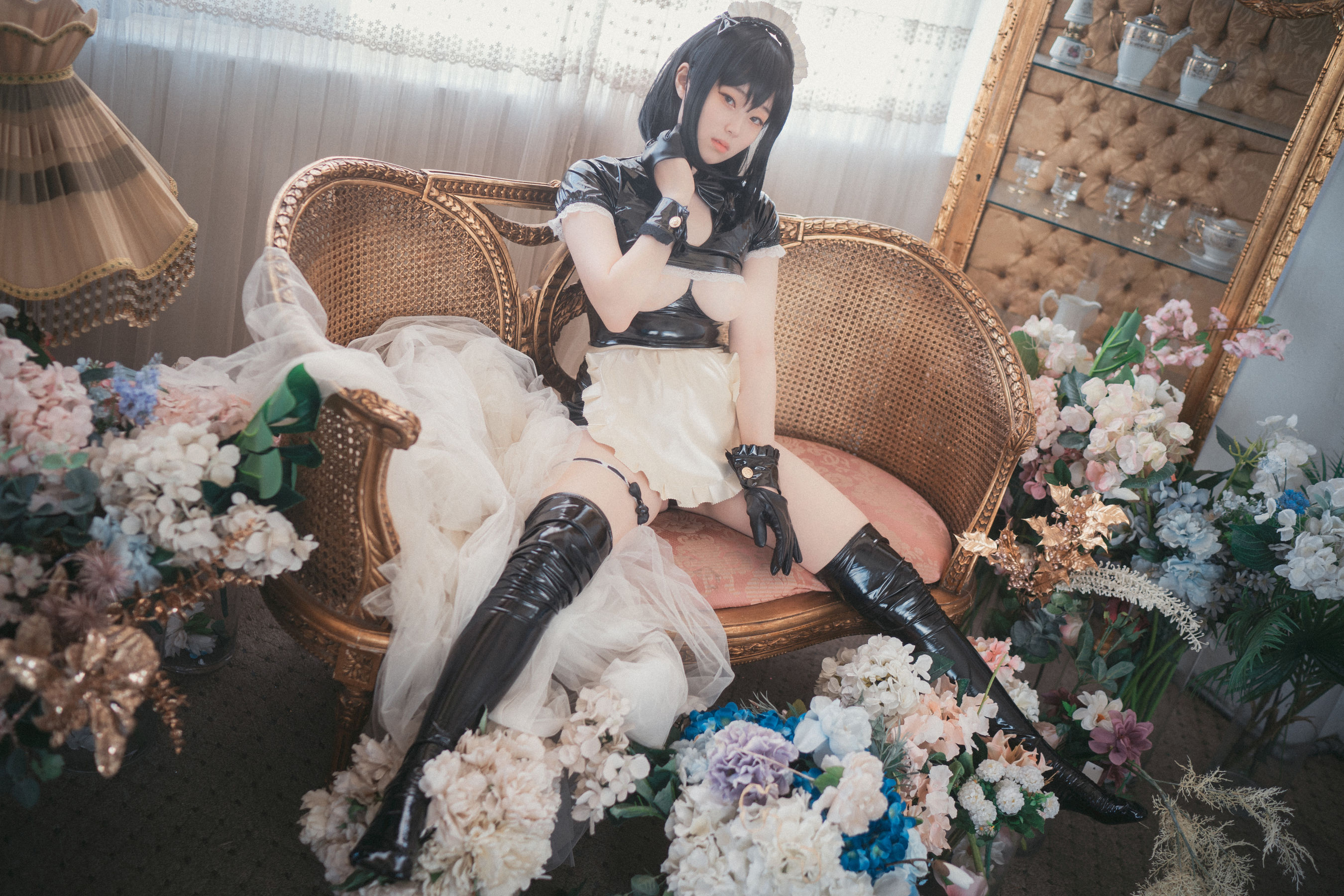 BamBi - Femme de Chambre en Latex-图51